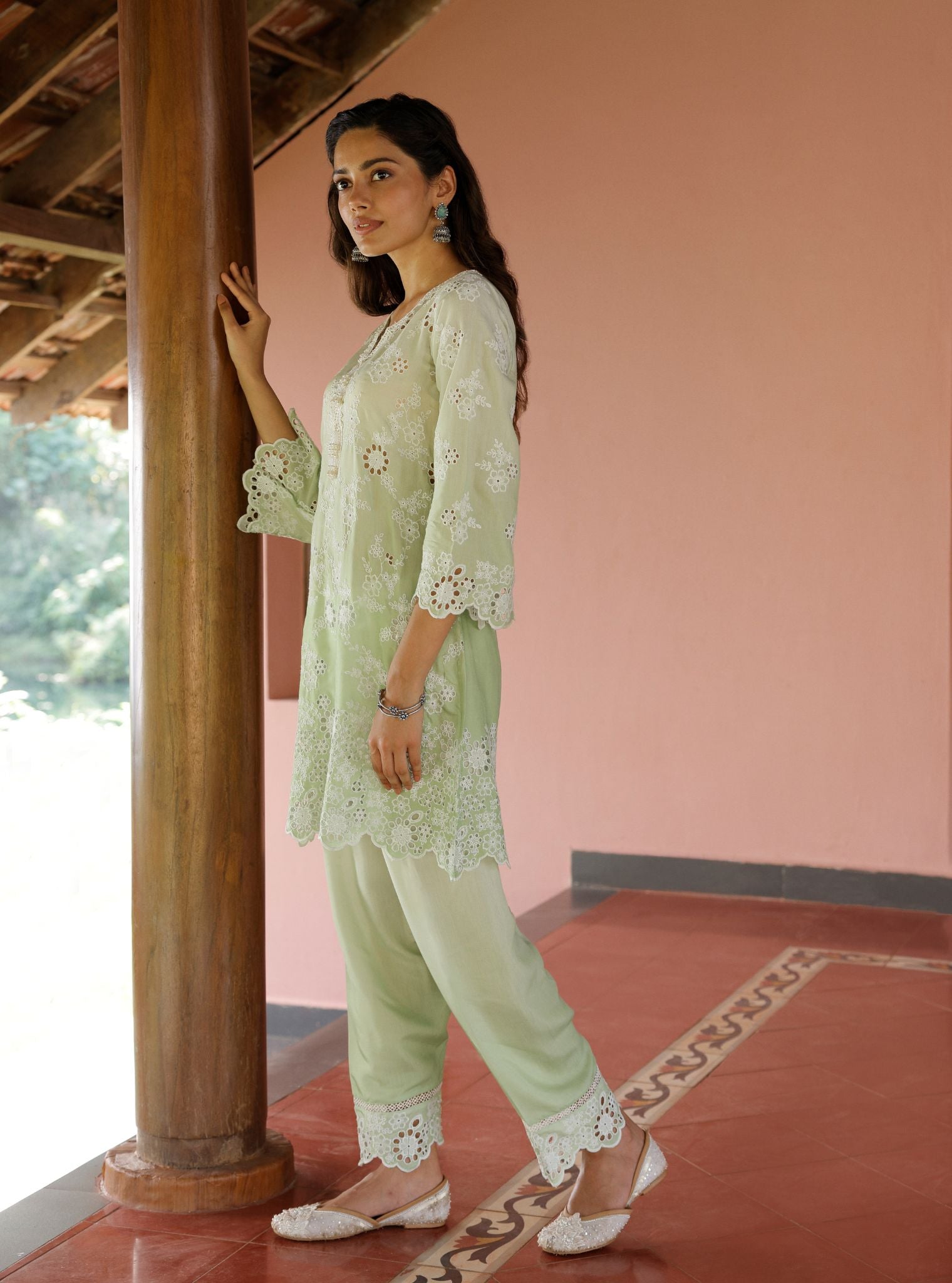 Mulmul Ombre Lawn Jaithra Green Kurta With Mulmul Ombre Lawn Jaithra Green Pant