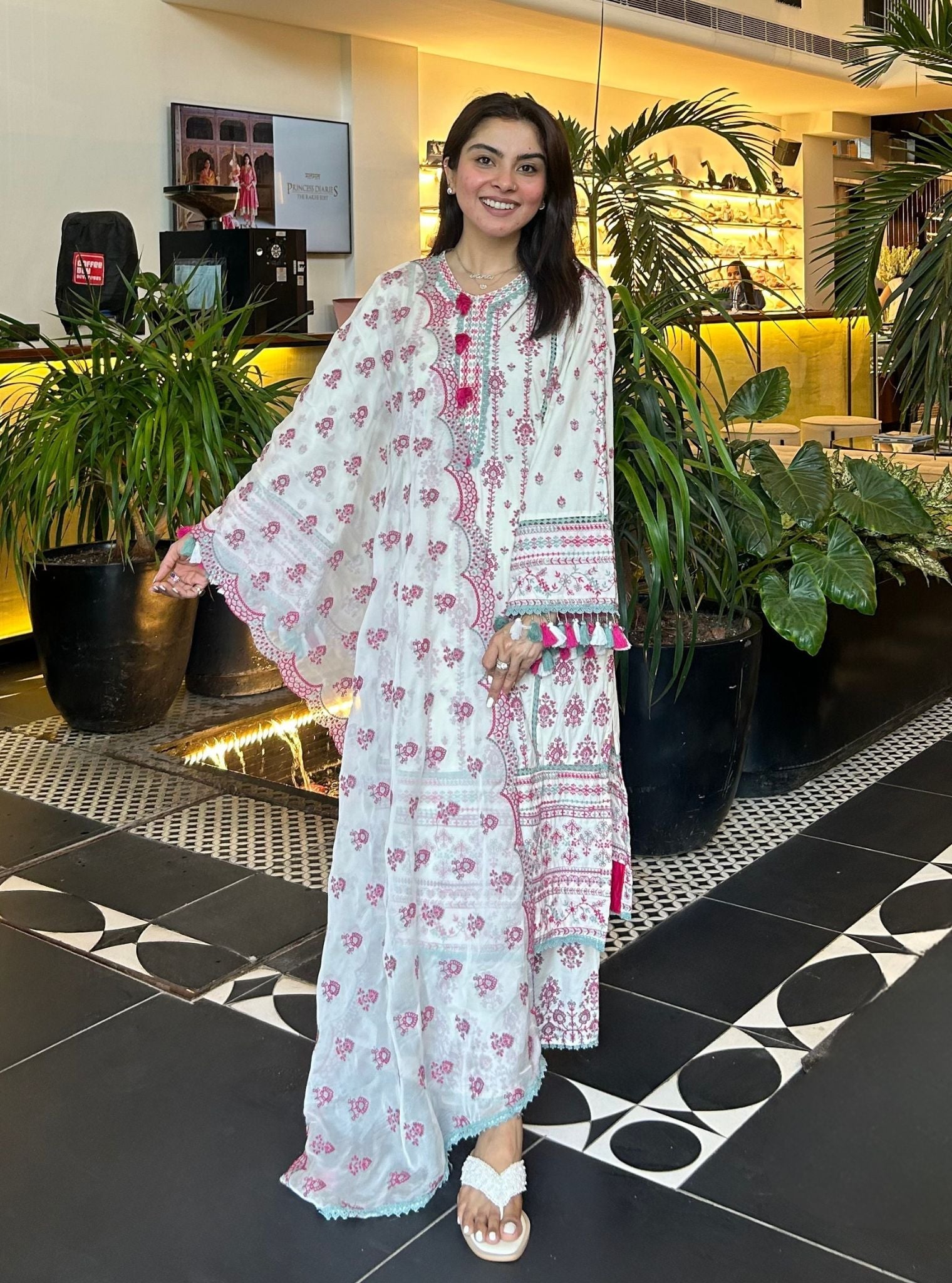 Lomeya Supima Cotton White & Fuschia Kurta Set