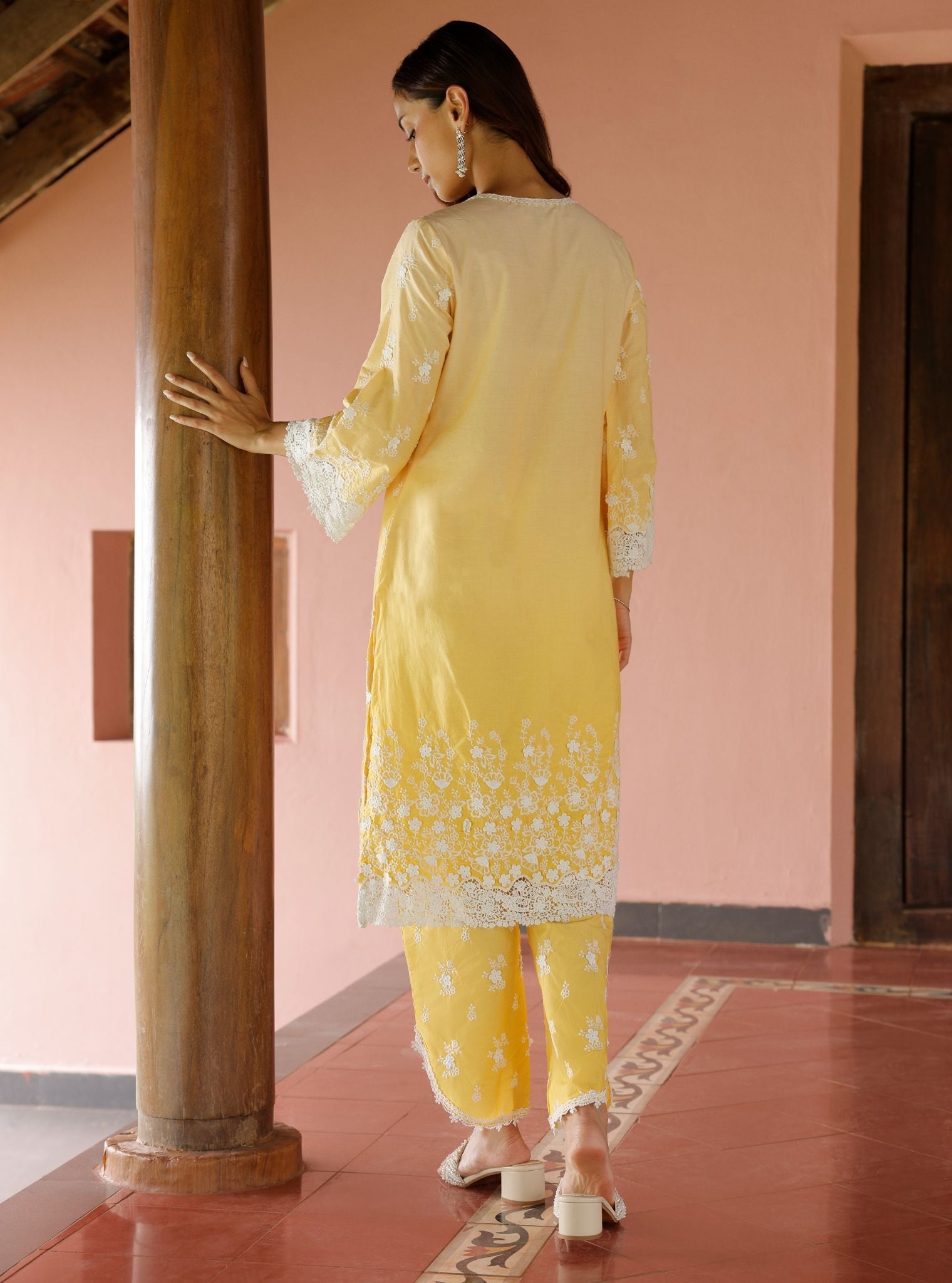 Mulmul Ombre Cotton Zehen Yellow Kurta With Mulmul Ombre Cotton Zehen Yellow Pant