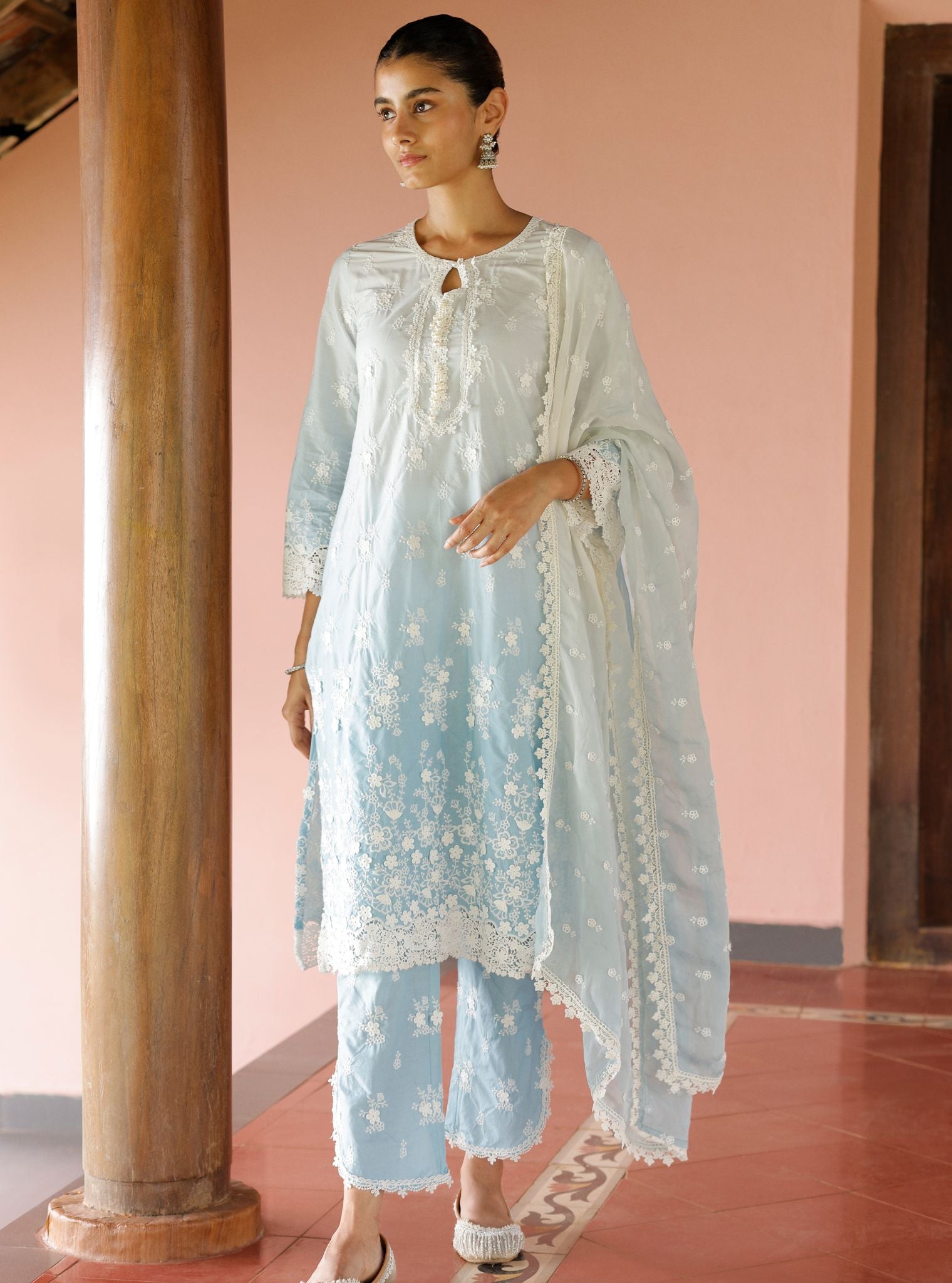 Mulmul Ombre Cotton Zehen Blue Kurta With Mulmul Ombre Cotton Zehen Blue Pant