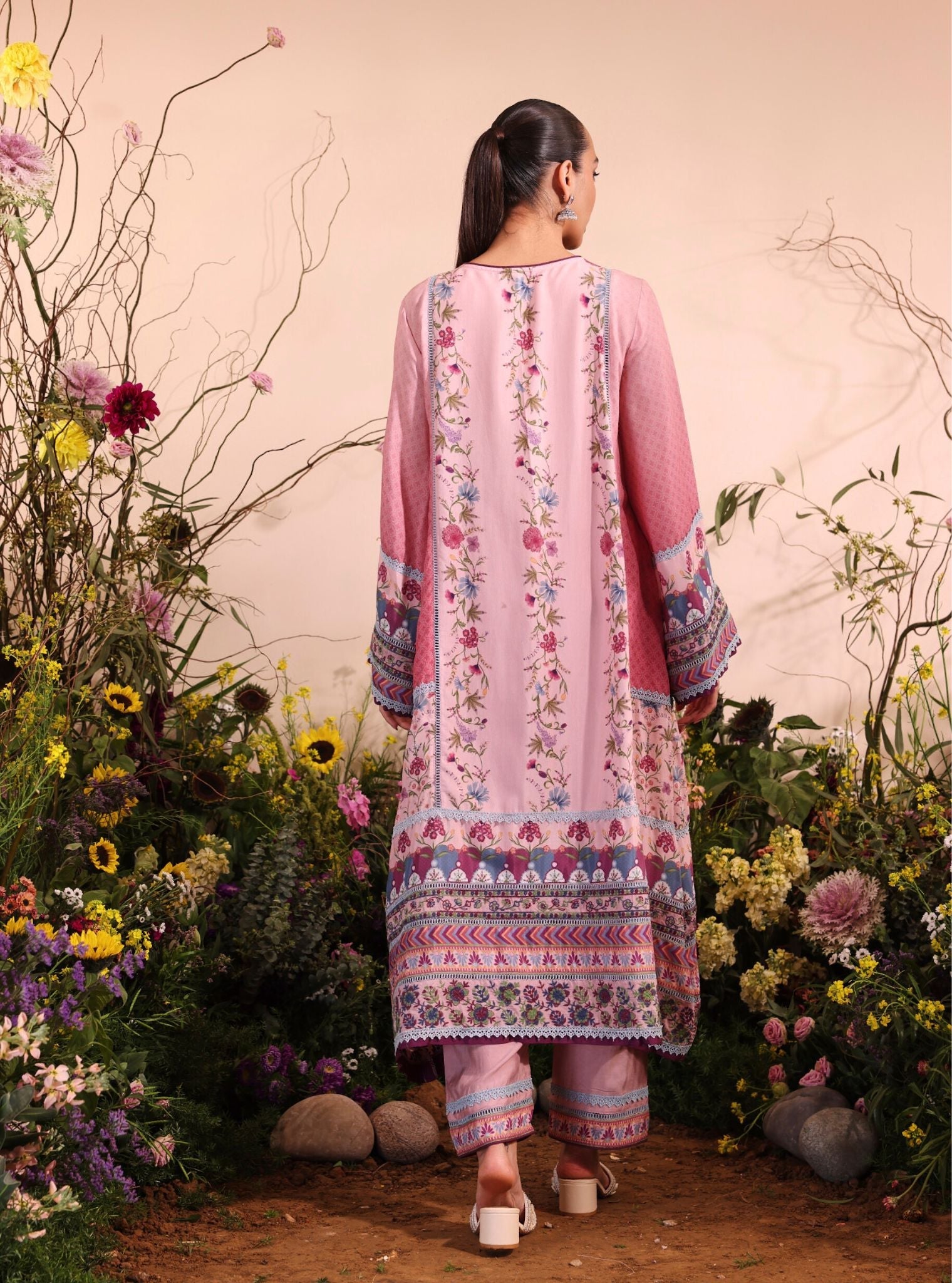 Mulmul Printed Ombre Lawn Yamini Pink Kurta With Mulmul Printed Ombre Lawn Yamini Pink Pant