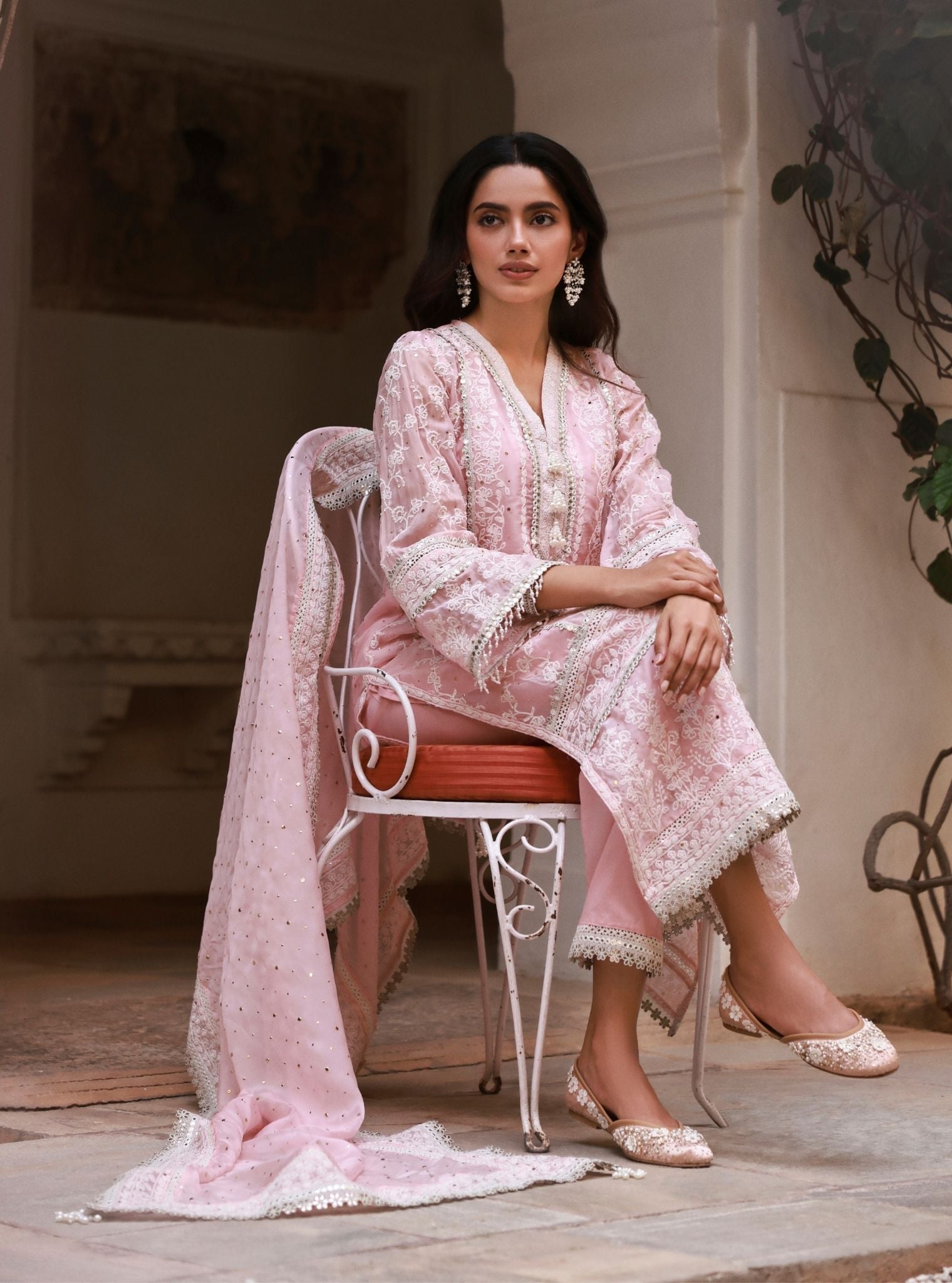 Taveya Organza Pink Kurta Set