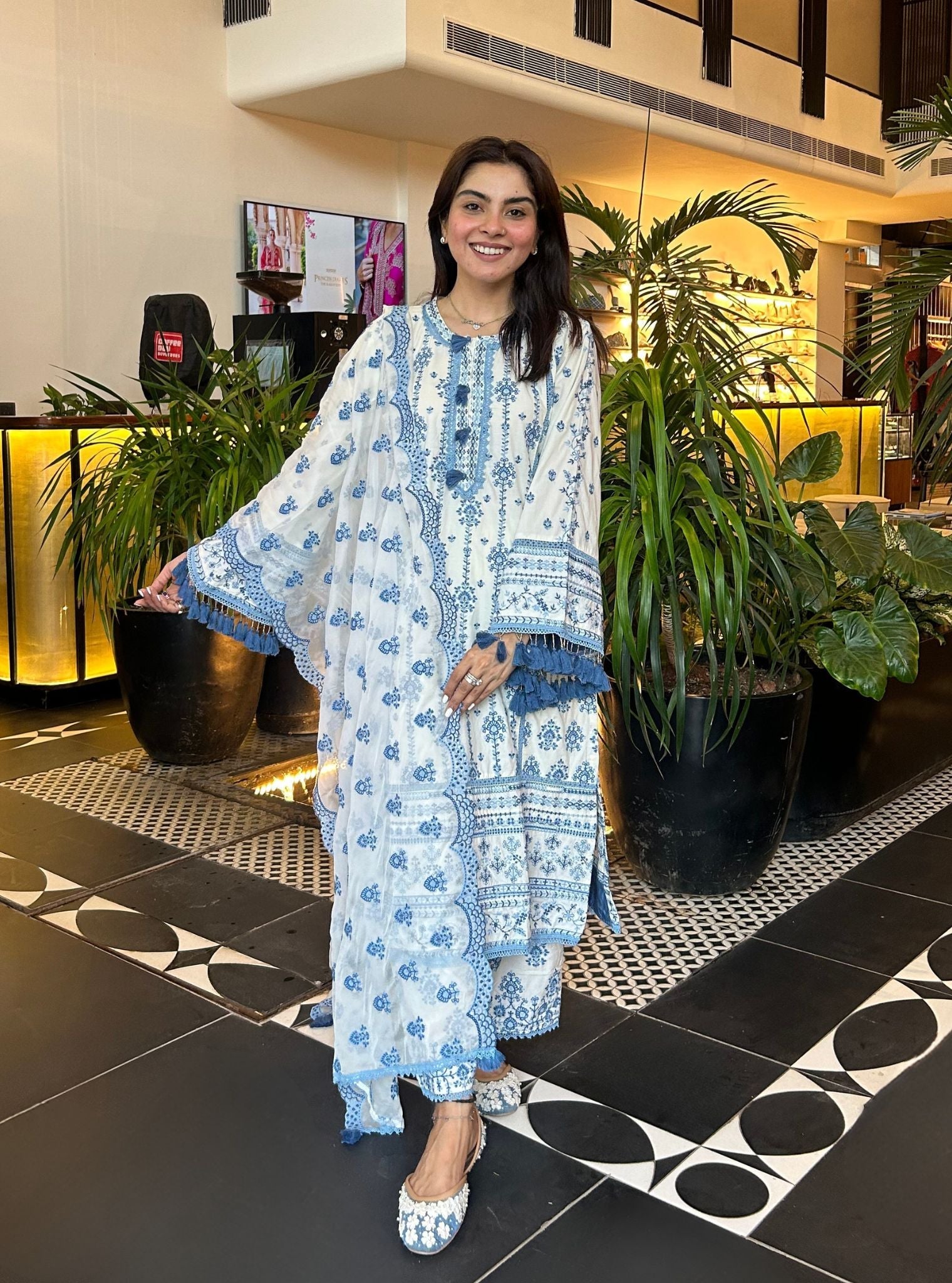 Lomeya Supima Cotton White & Blue Kurta Set