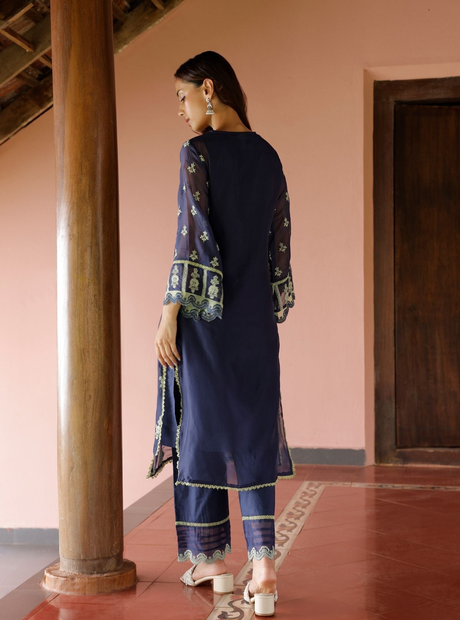 Nain Organza Navy Kurta Set