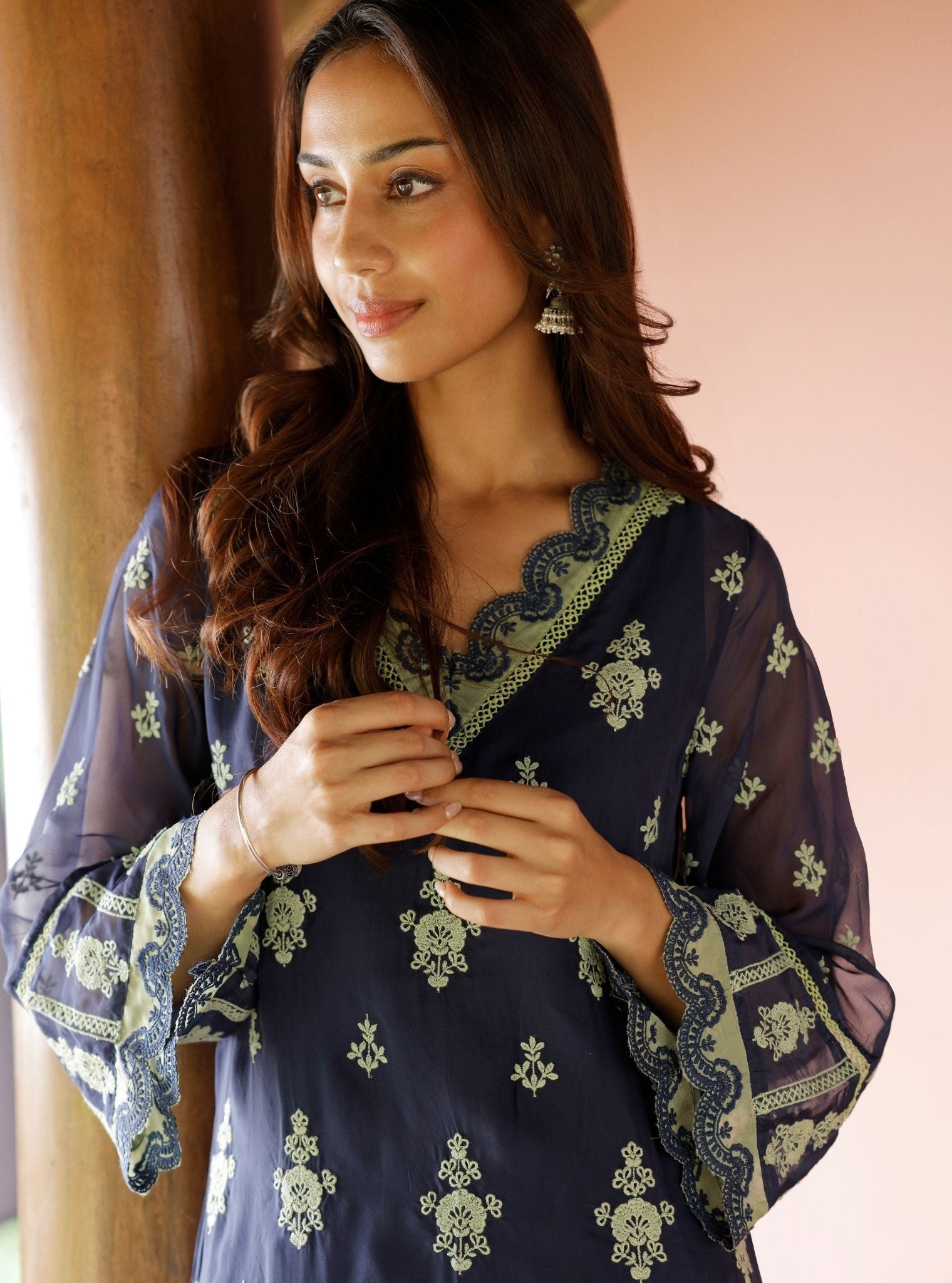 Nain Organza Navy Kurta Set