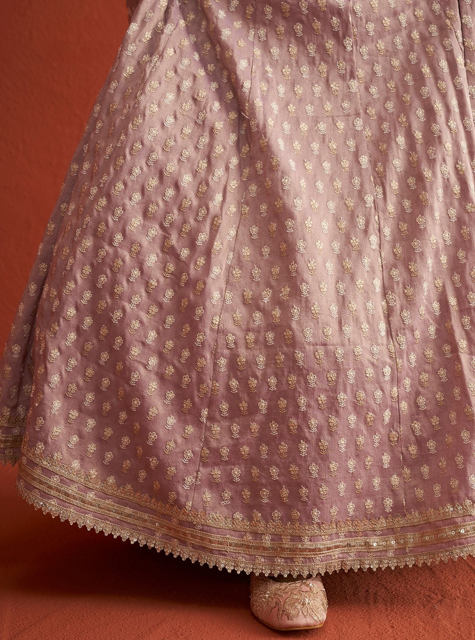 Mulmul Luxe Tissue Heeriye Lilac lehenga