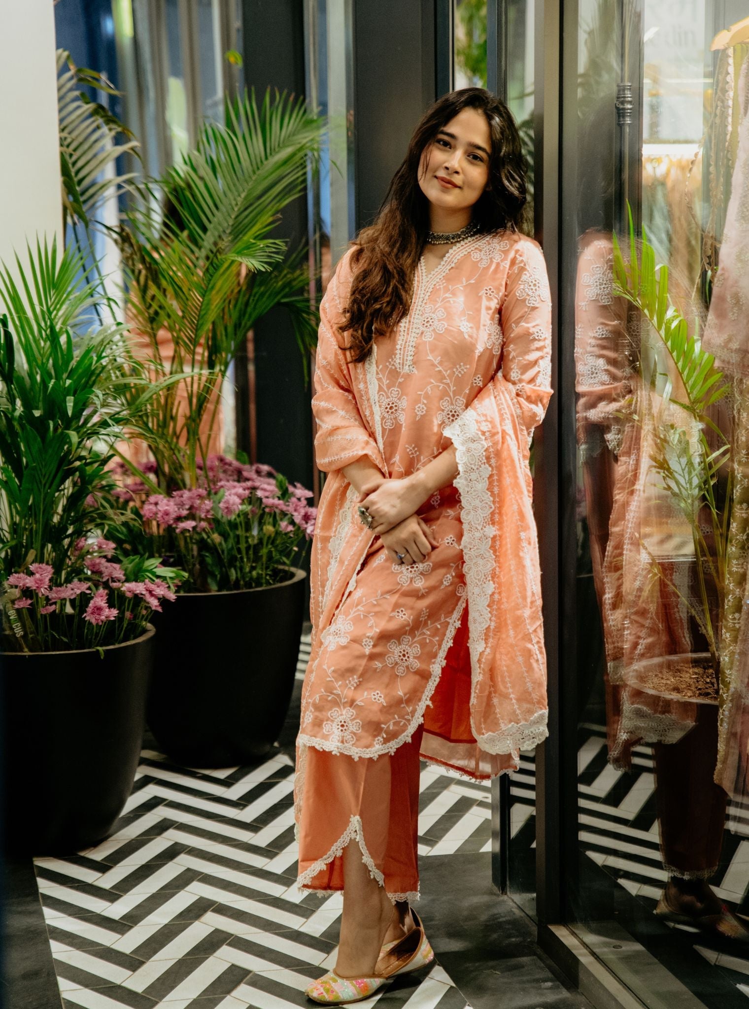 Mulmul Organza Nezira Peach Kurta With Mulmul Cotton Nezira Peach Pant