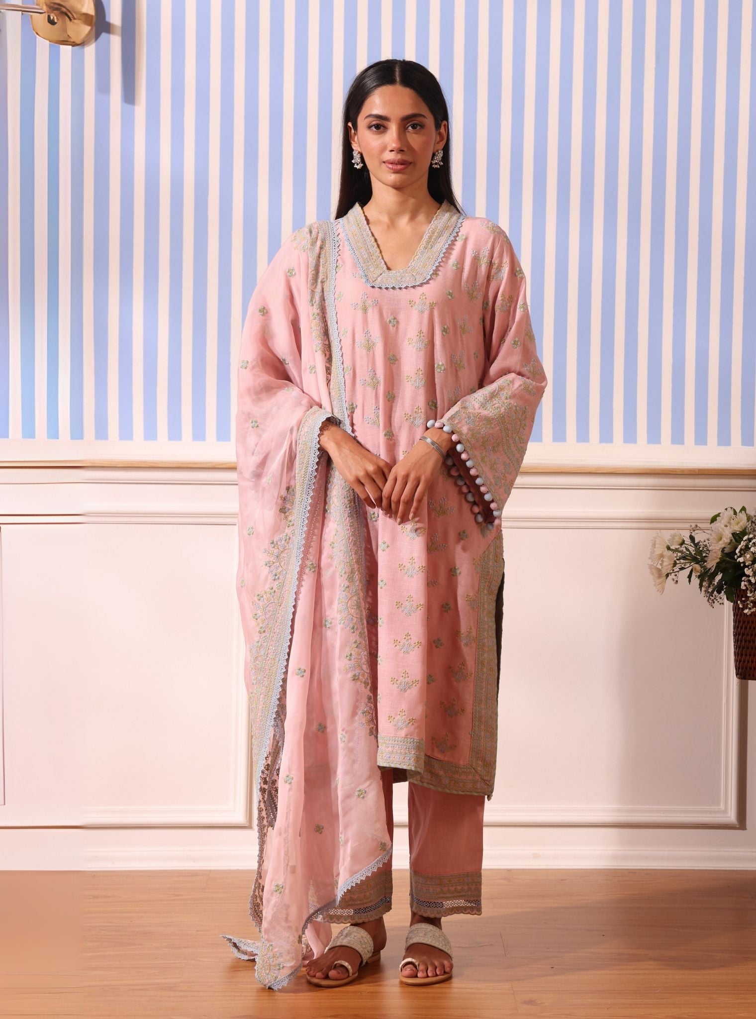 Mulmul Linen Shileh Pink Kurta With Mulmul Linen Shileh Pink Pant