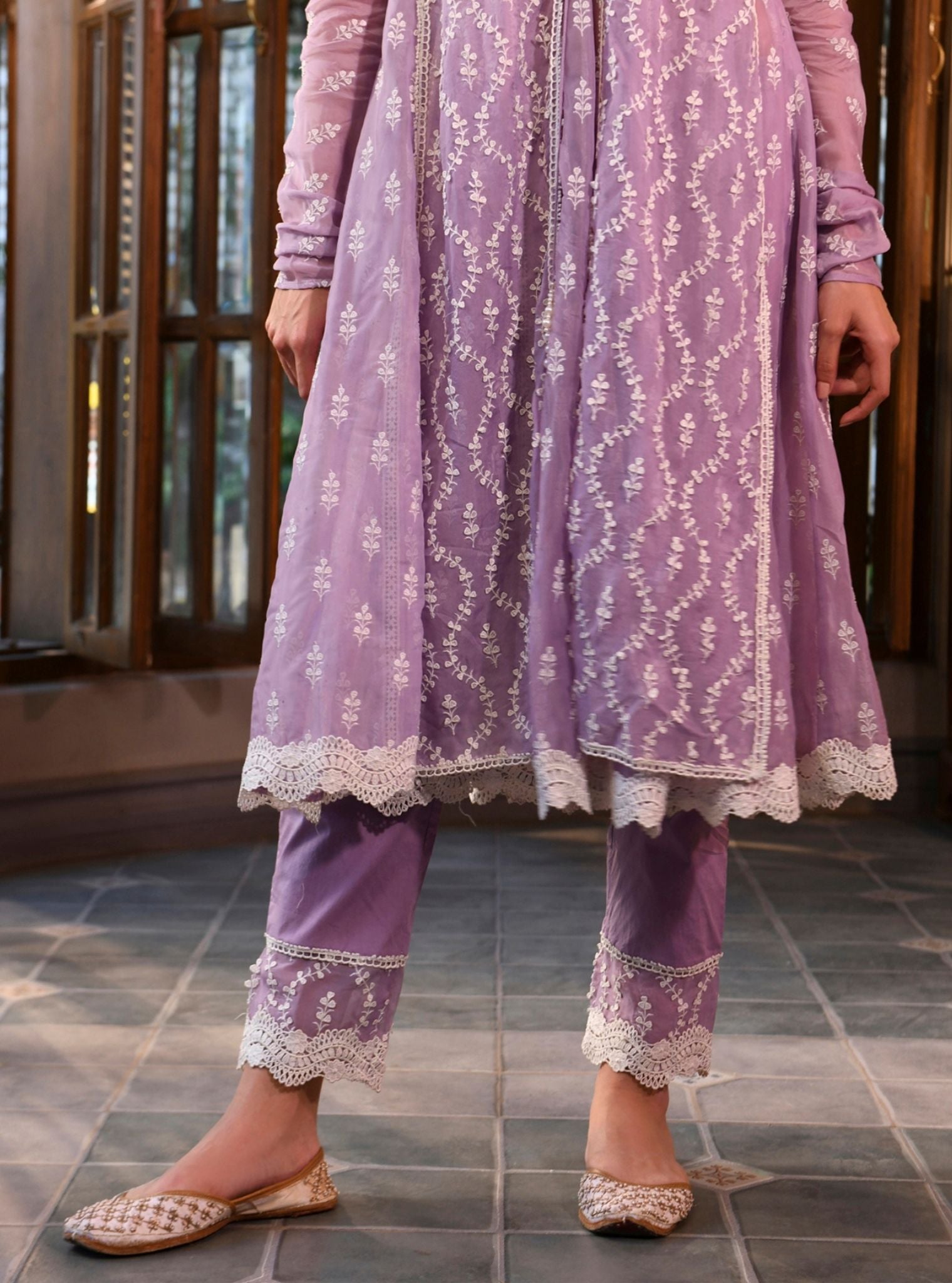 Mulmul Organza Kira Lavender Anarkali Kurta With Mulmul Cotton Kira Lavender Pant