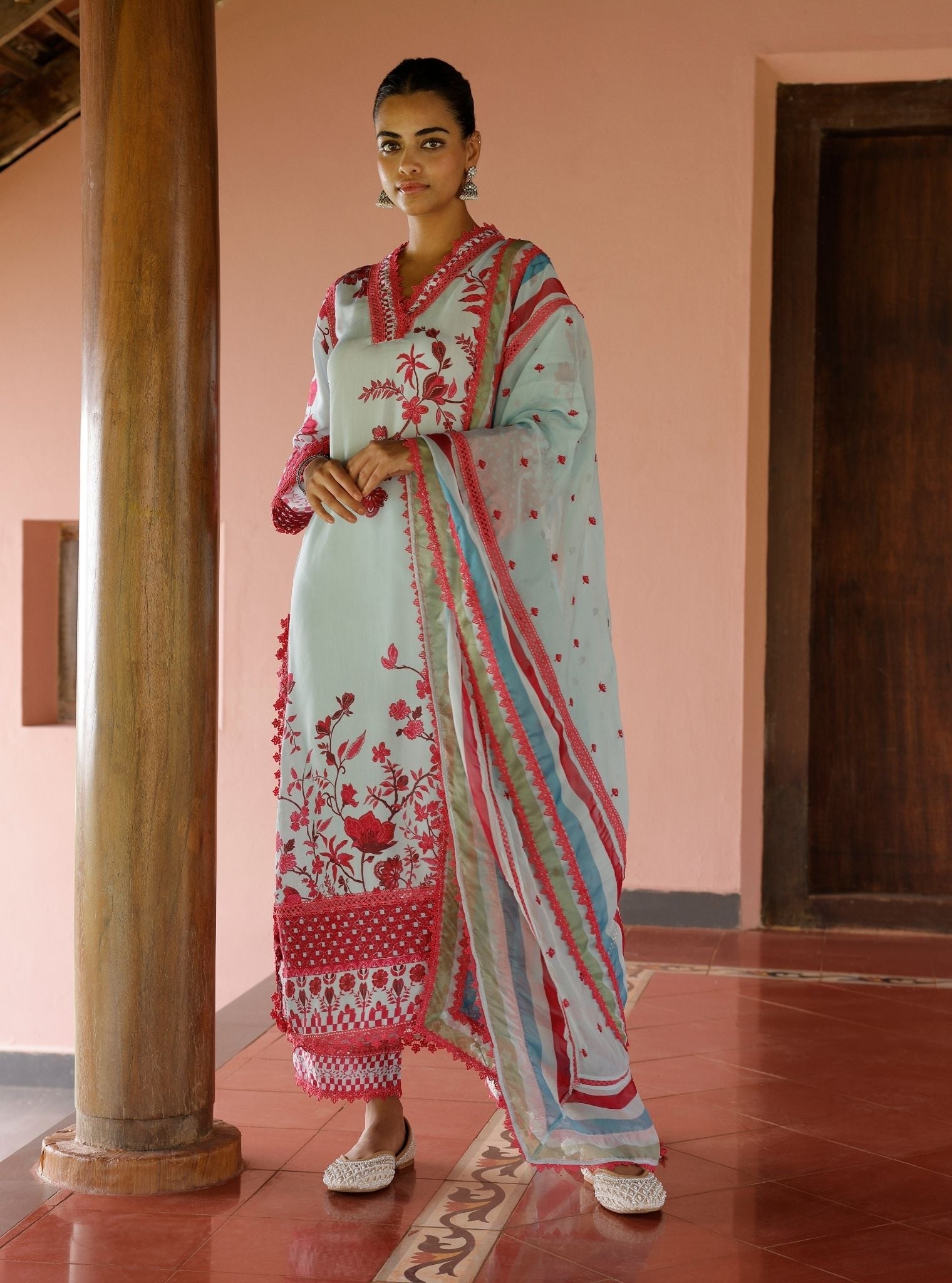 Mulmul Lawn Printed Diti Blue Kurta With Mulmul Lawn Printed Diti Blue Pant