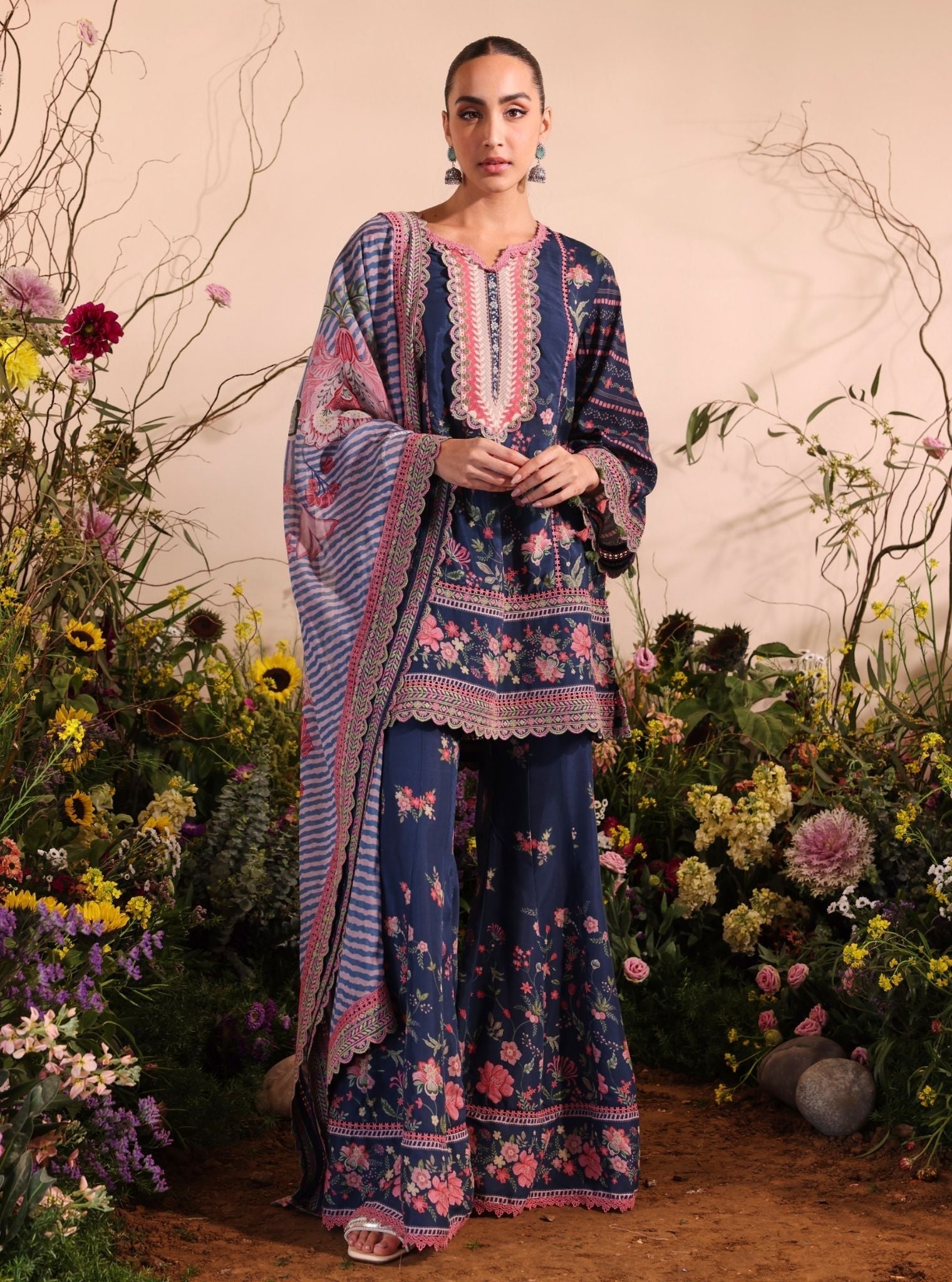 Mulmul Lawn Printed Miran Navy Kurta With Mulmul Lawn Printed Miran Navy Garara