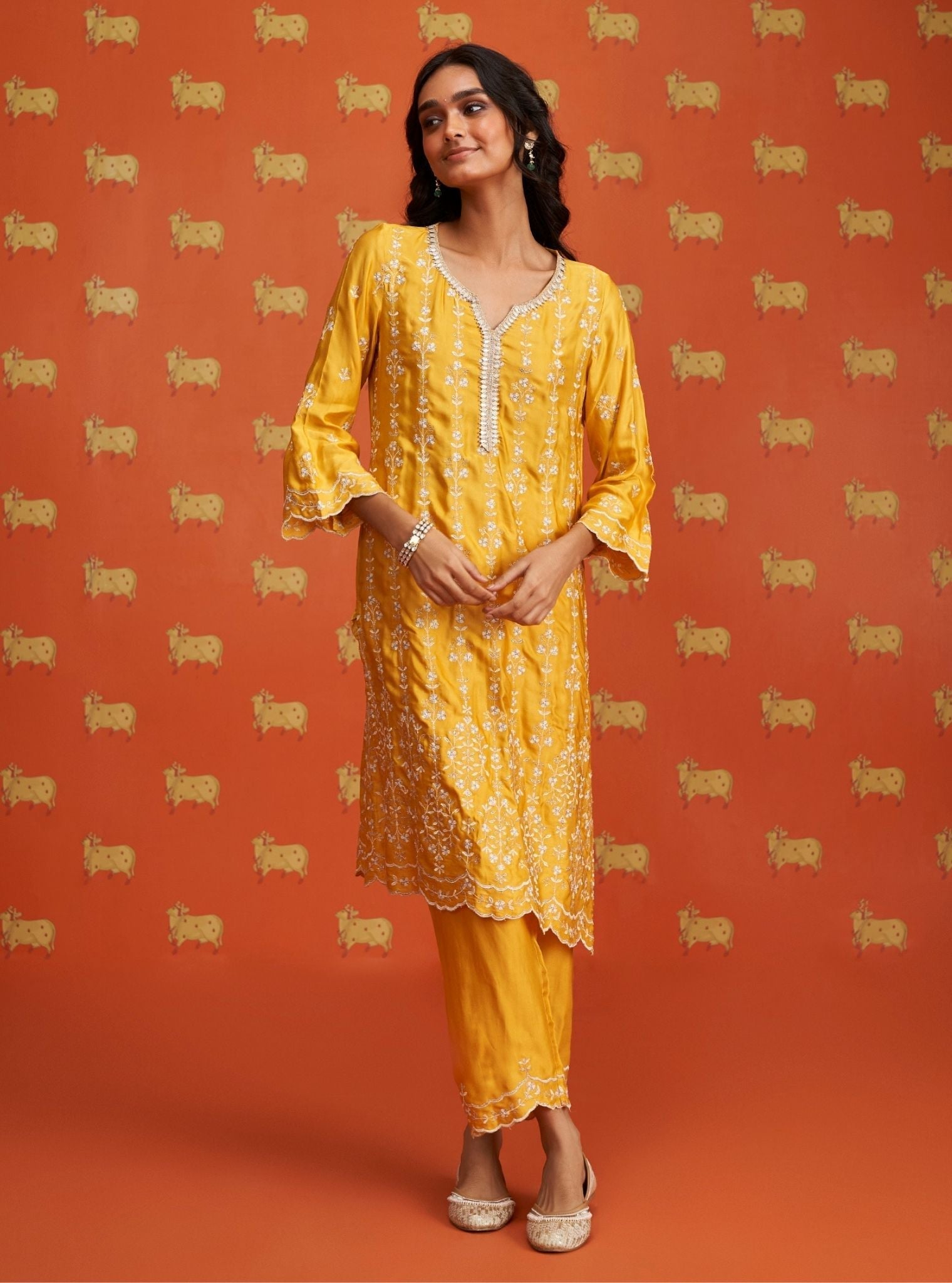 Mulmul Cupro Satin Tasanee Yellow Kurta With Mulmul Cupro Satin Tasanee Yellow Pant