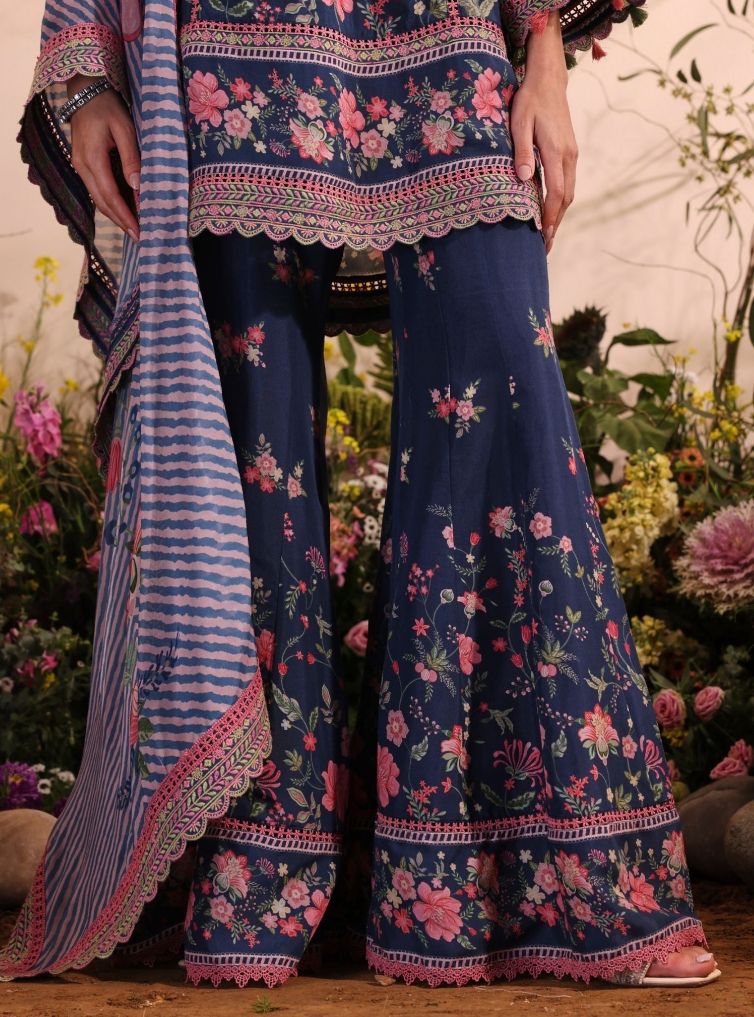 Mulmul Lawn Printed Miran Navy Kurta With Mulmul Lawn Printed Miran Navy Garara