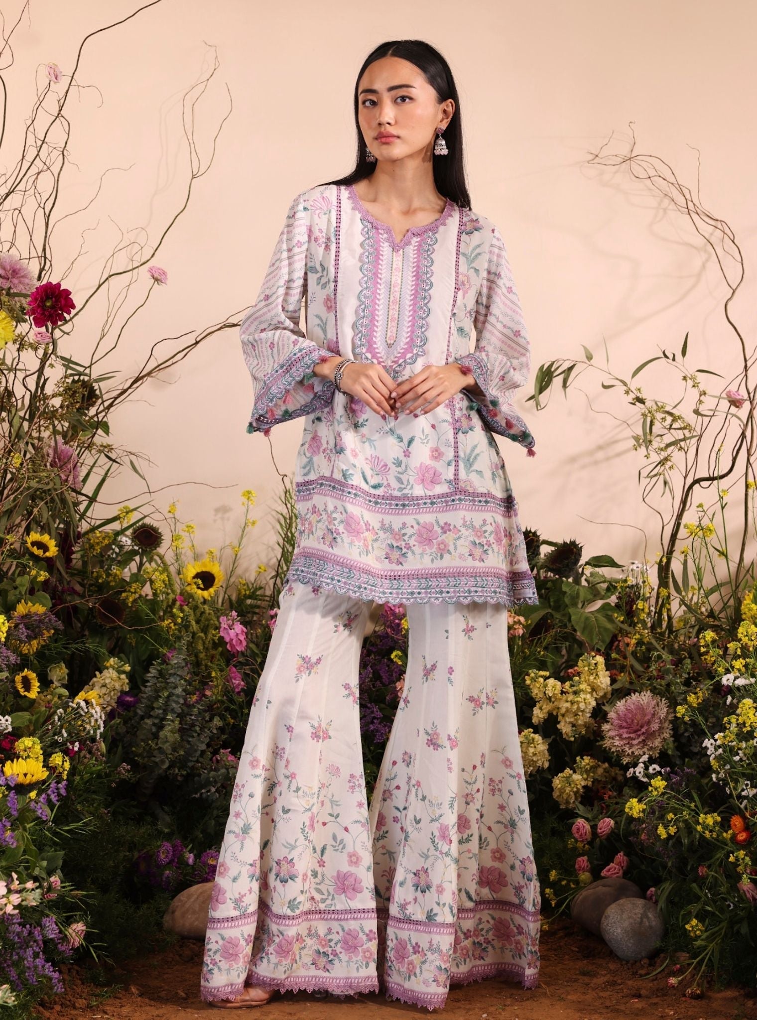 Mulmul Lawn Printed Miran White Kurta With Mulmul Lawn Printed Miran White Garara