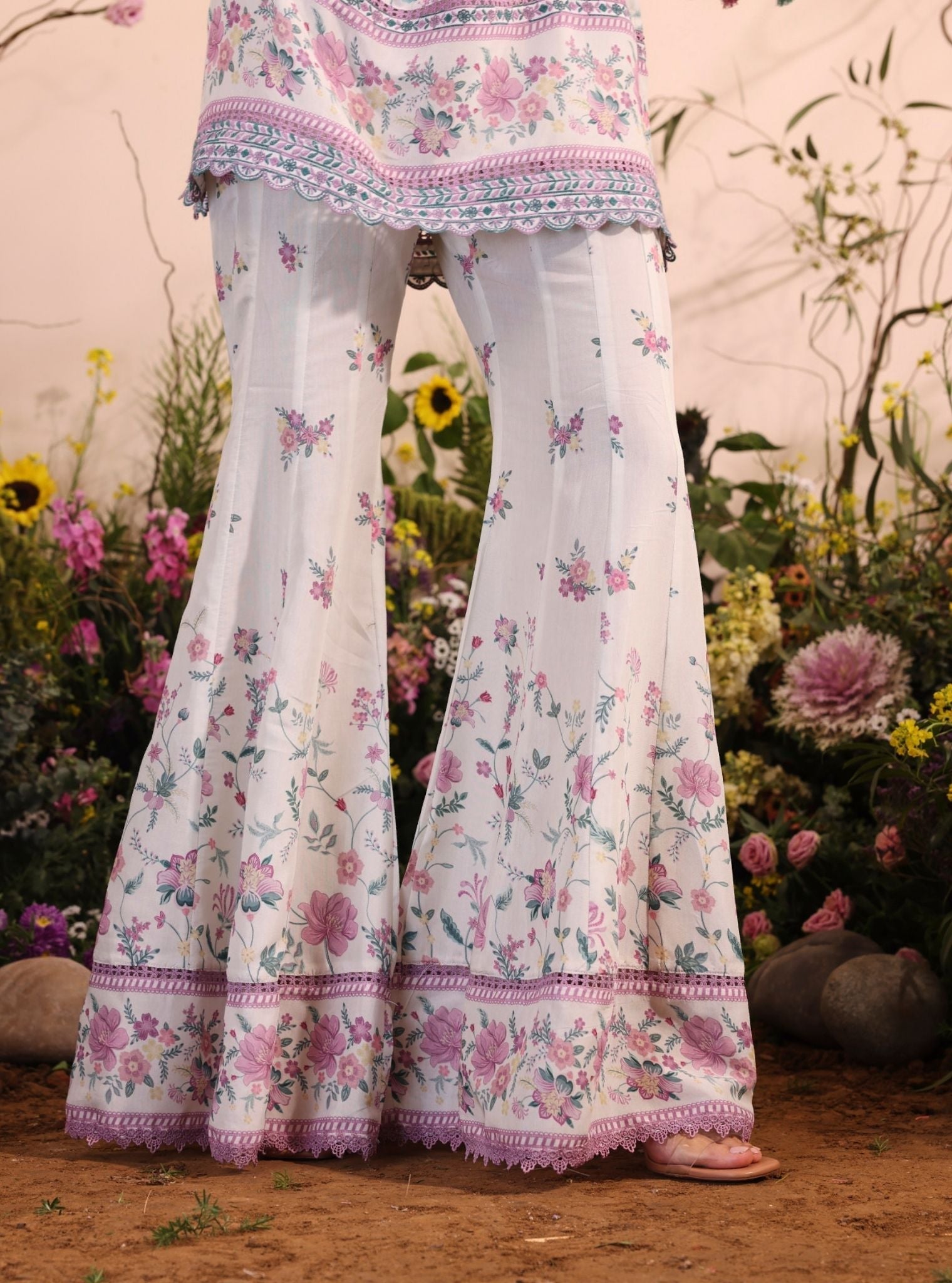 Mulmul Lawn Printed Miran White Kurta With Mulmul Lawn Printed Miran White Garara