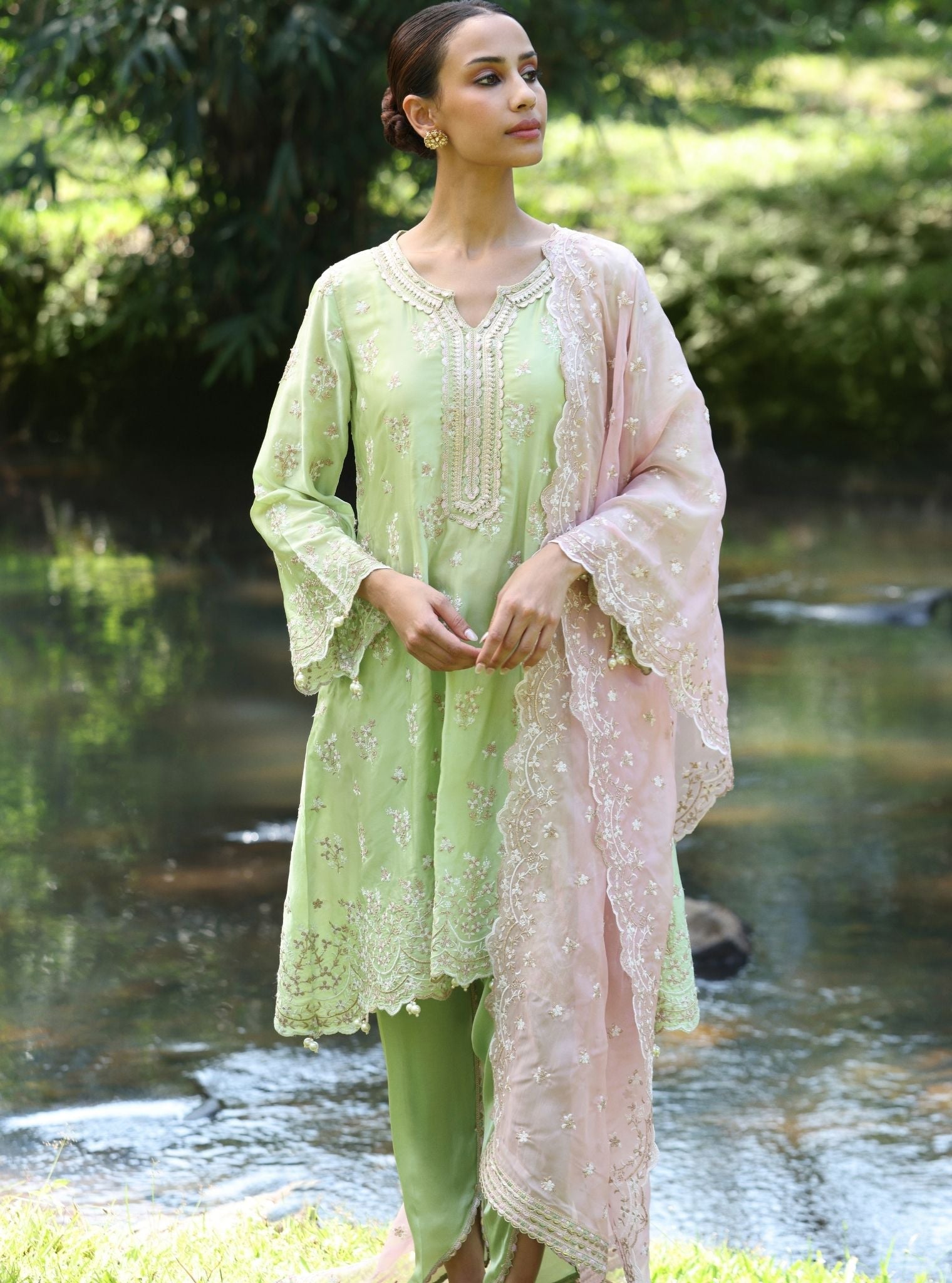 Mulmul Cupro Satin Mangalam Green Kurta With Mulmul Cupro Satin Mangalam Green Pant