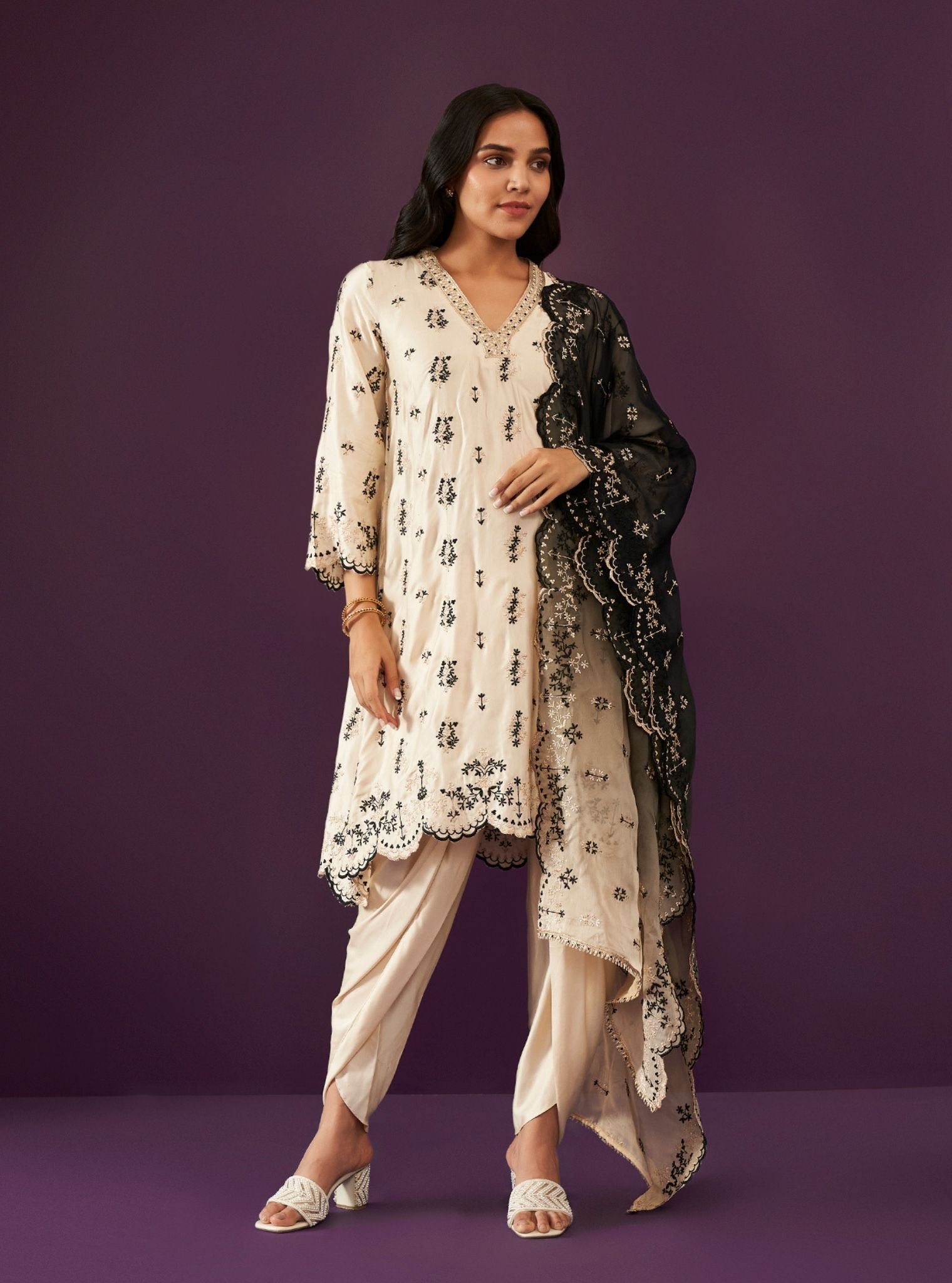 Mulmul Cupro Satin Callaia Off White kurta With Mulmul Cupro Satin Callaia Off White Salwar