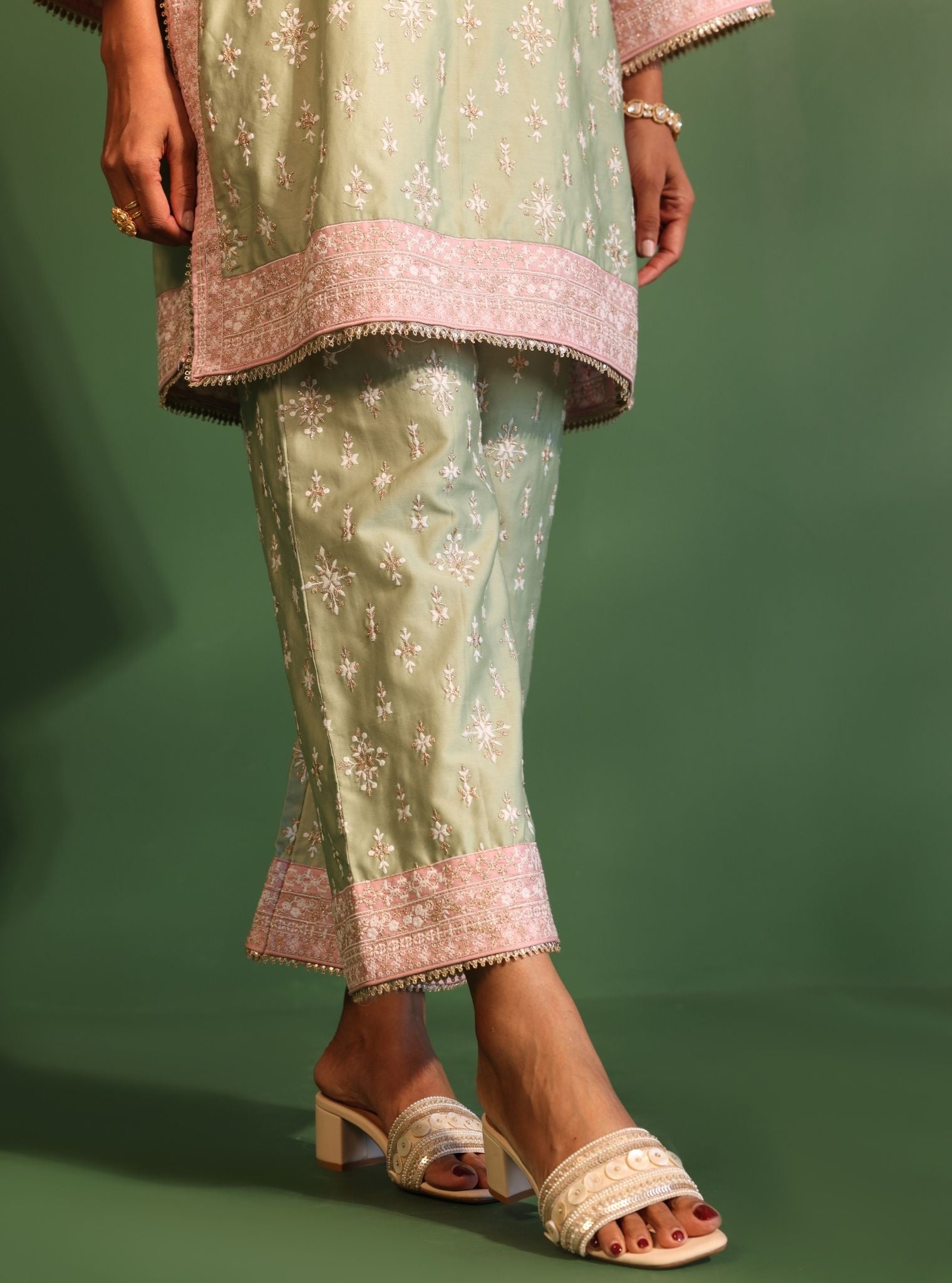 Mulmul Pima Satin Nikhat Green Kurta With Mulmul Pima Satin Nikhat Green Pant