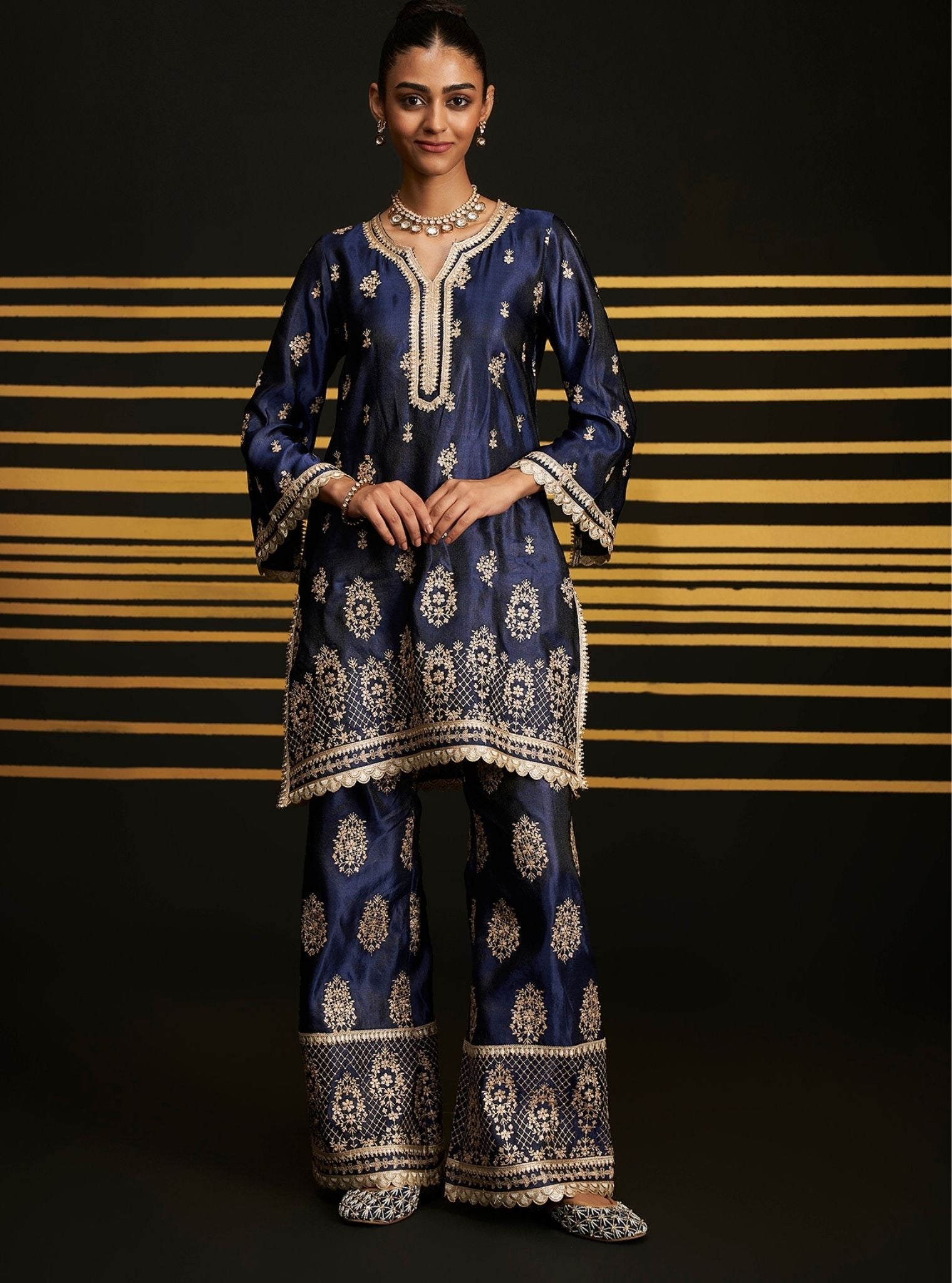 Mulmul Tissue Linen Satin Vaari Navy Kurta With Mulmul Tissue Linen Satin Vaari Navy Pant