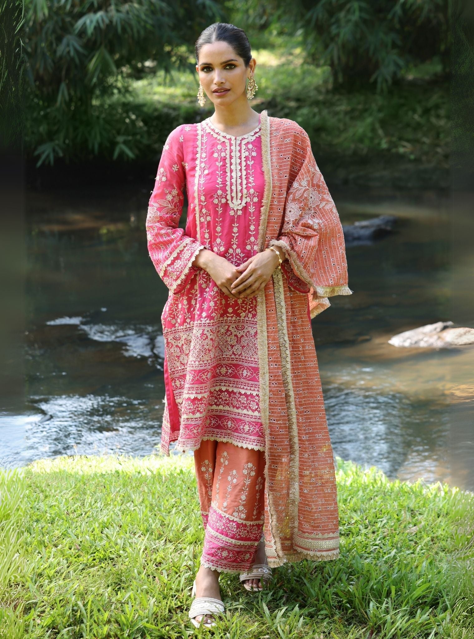 Mulmul Organza Kali Orange Dupatta
