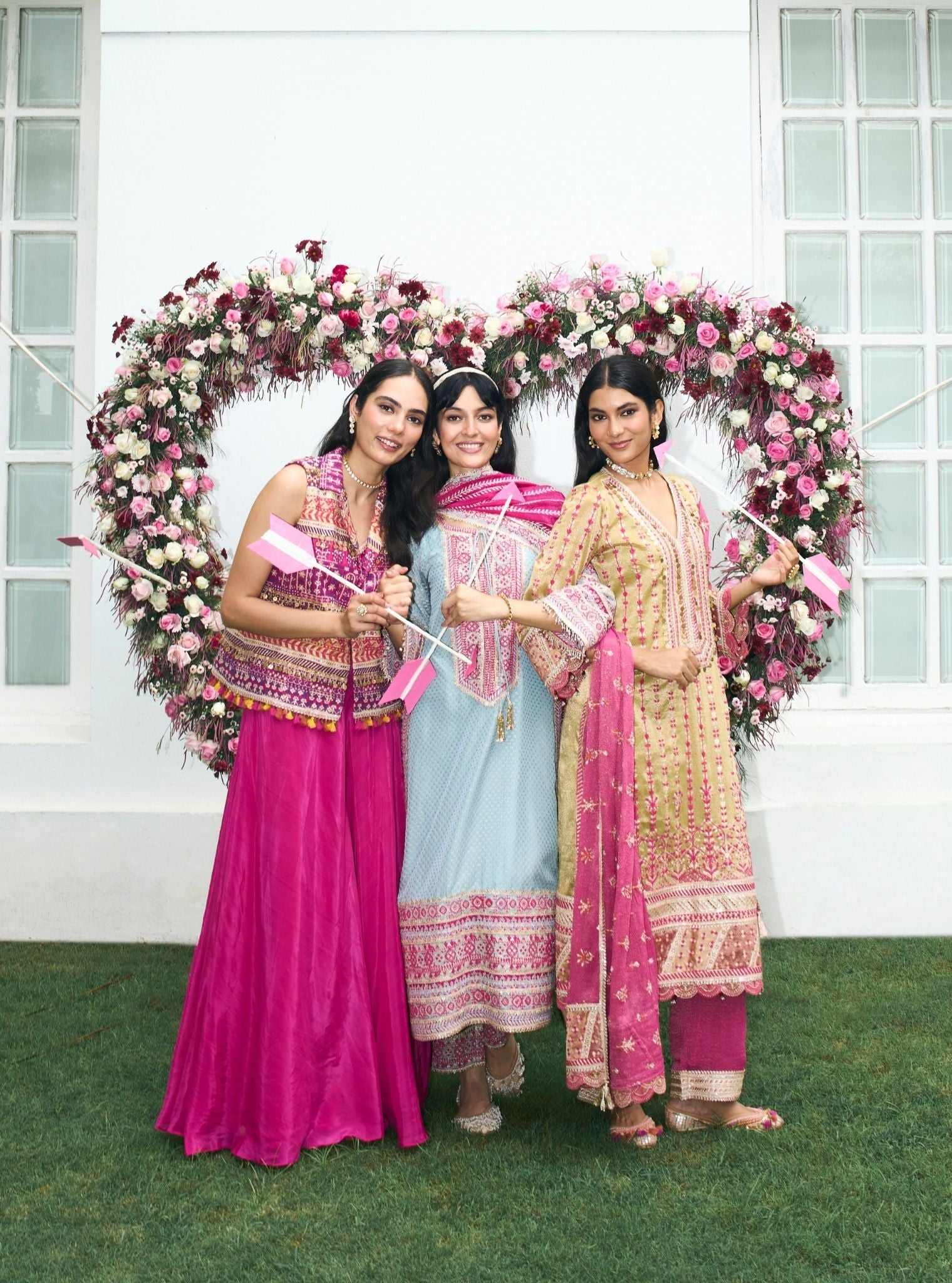 Varadaa Pista Tissue Green Kurta Set