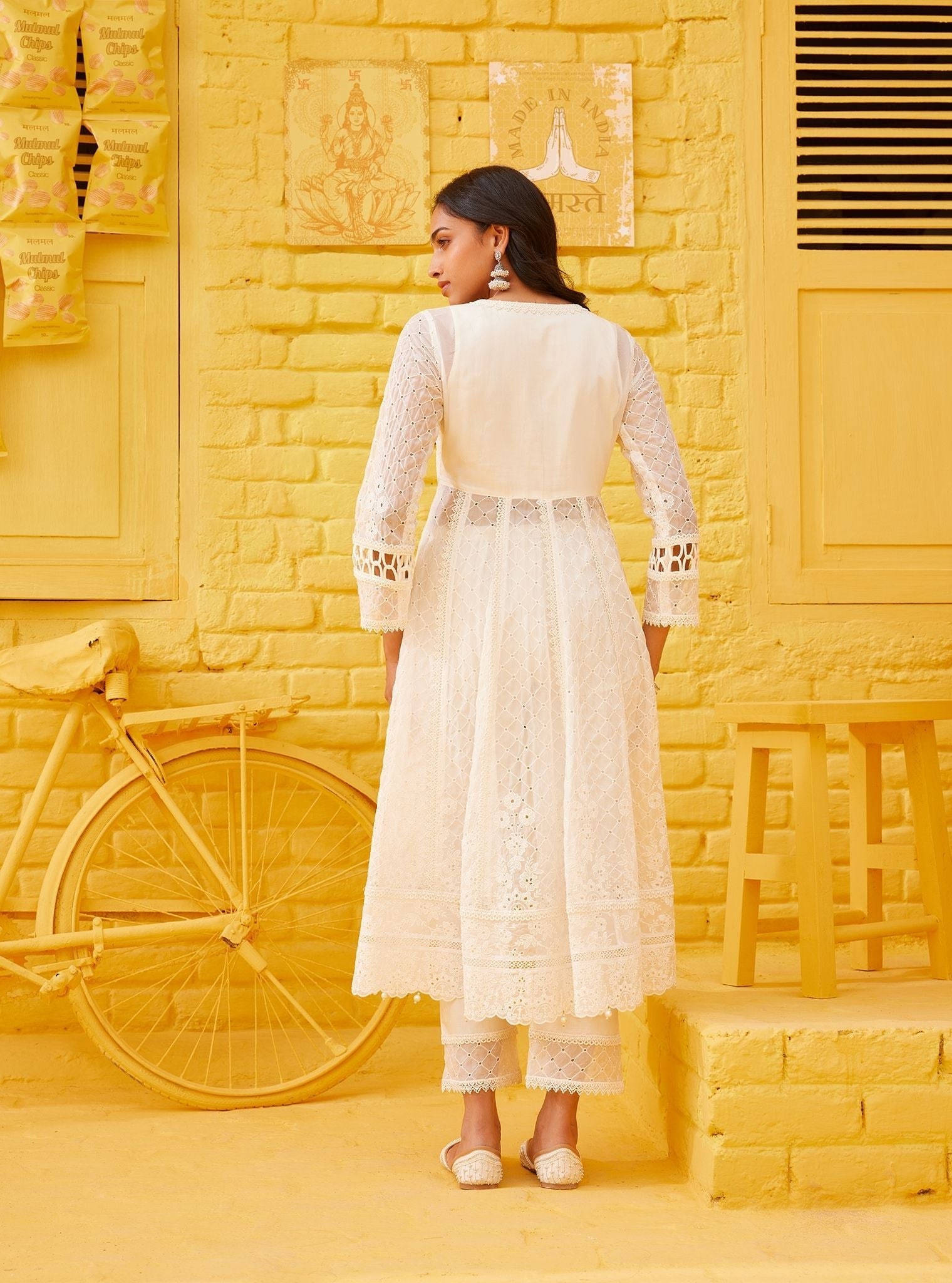 Mulmul Organza Ilaa Off White Anarkali Kurta With Mulmul Cotton Ilaa Off White Pant