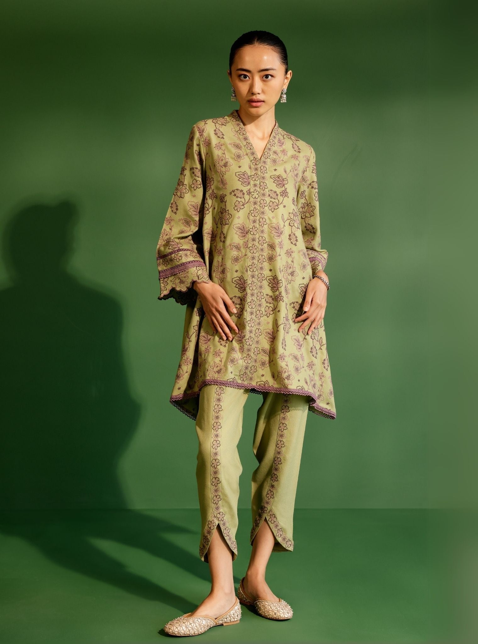 Mulmul Wool Ellis Green Kurta With Mulmul Wool Ellis Green Pant