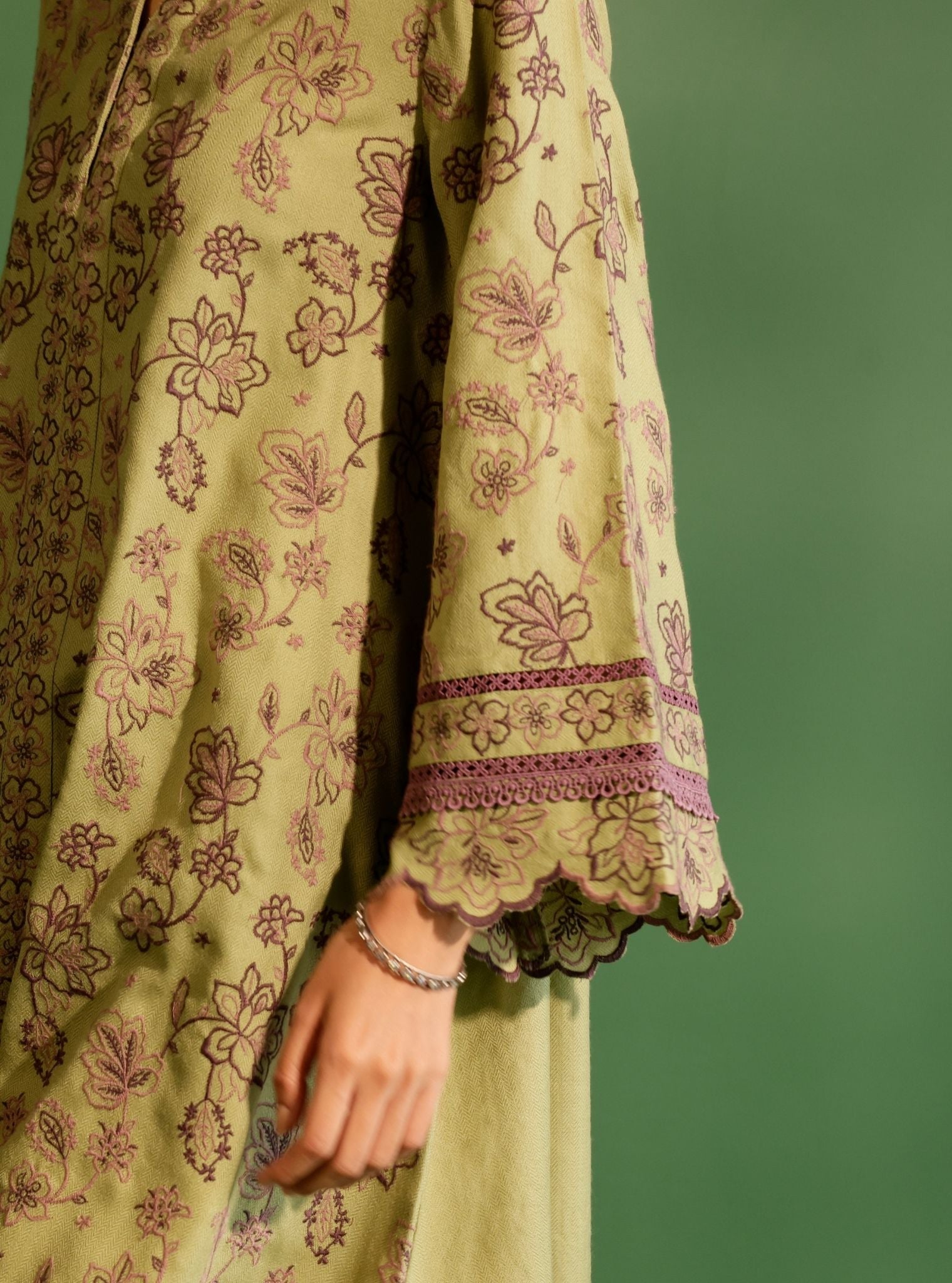 Mulmul Wool Ellis Green Kurta With Mulmul Wool Ellis Green Pant