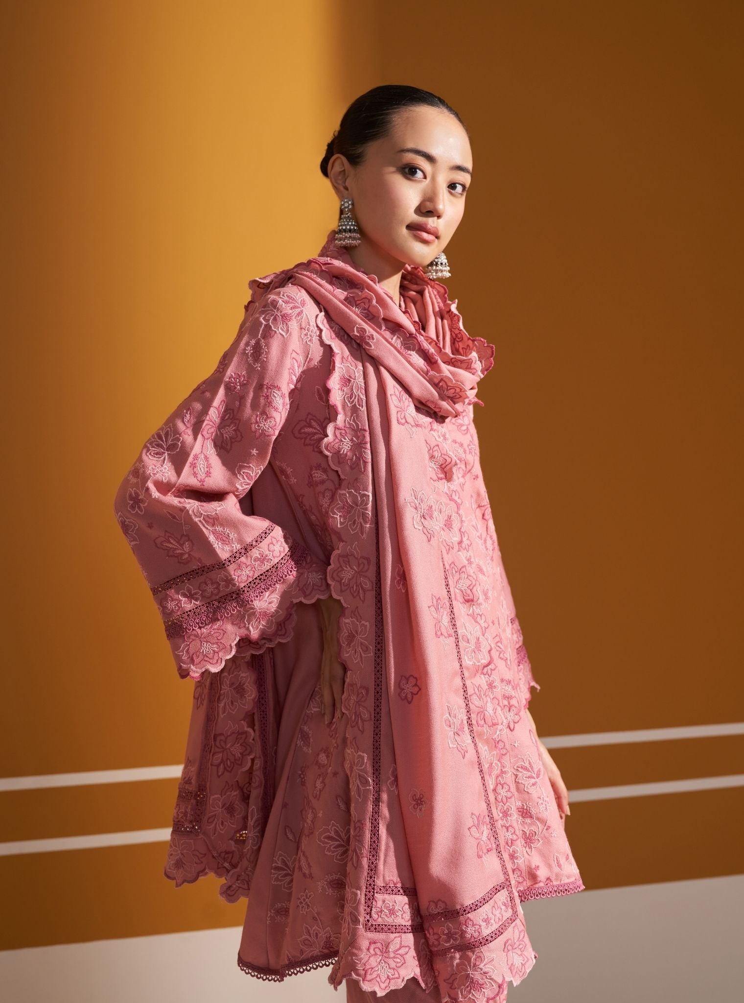 Mulmul Wool Ellis Pink Kurta With Mulmul Wool Ellis Pink Pant