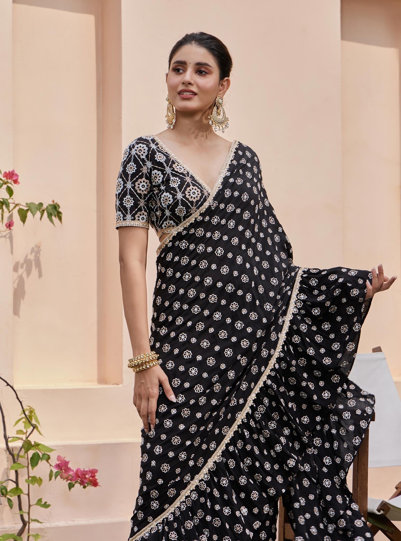 Mulmul Crepe Brahmi Pre-Stitched Black Saree