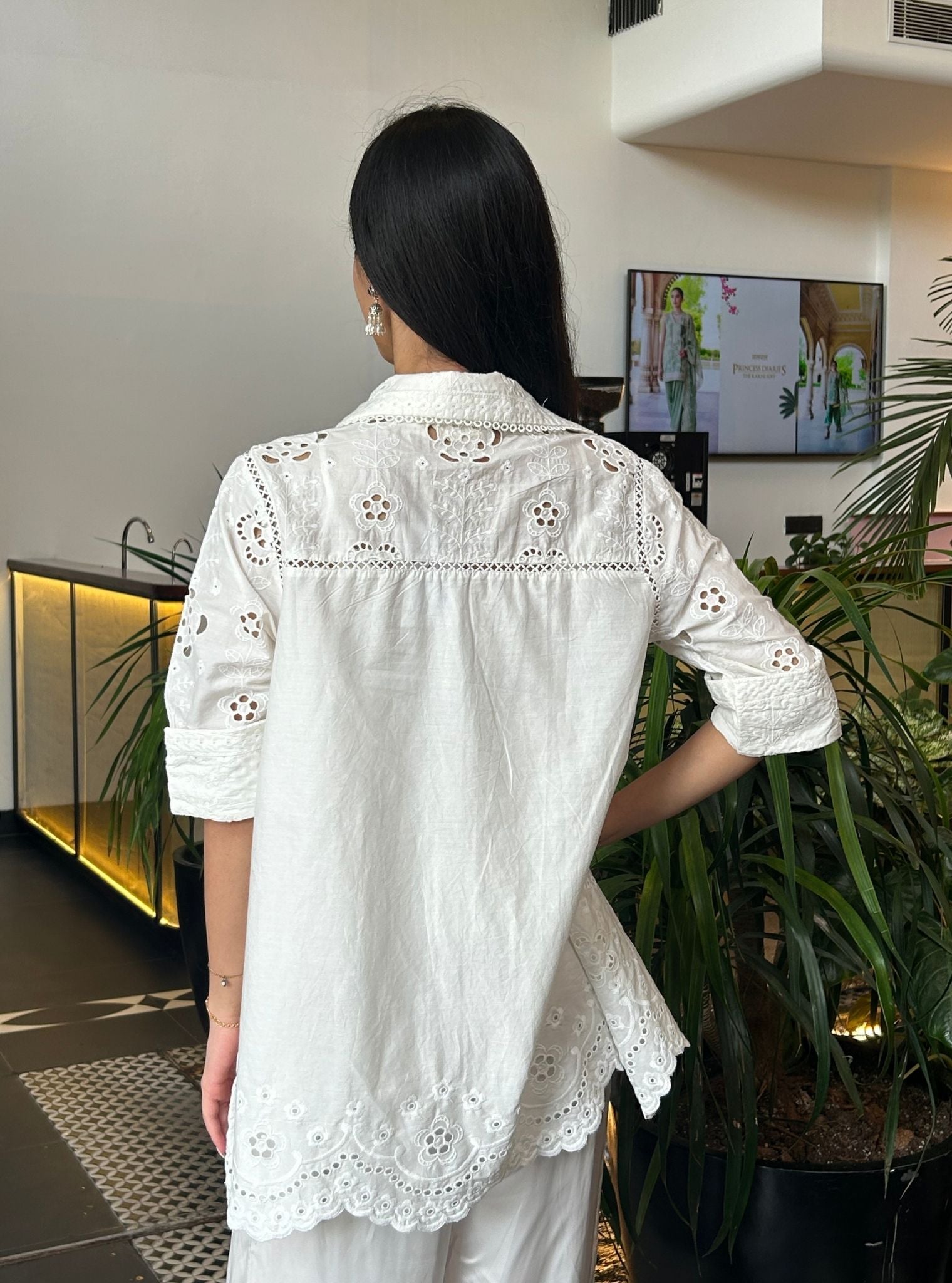 Mulmul Cotton Daenysia Off White Shirt