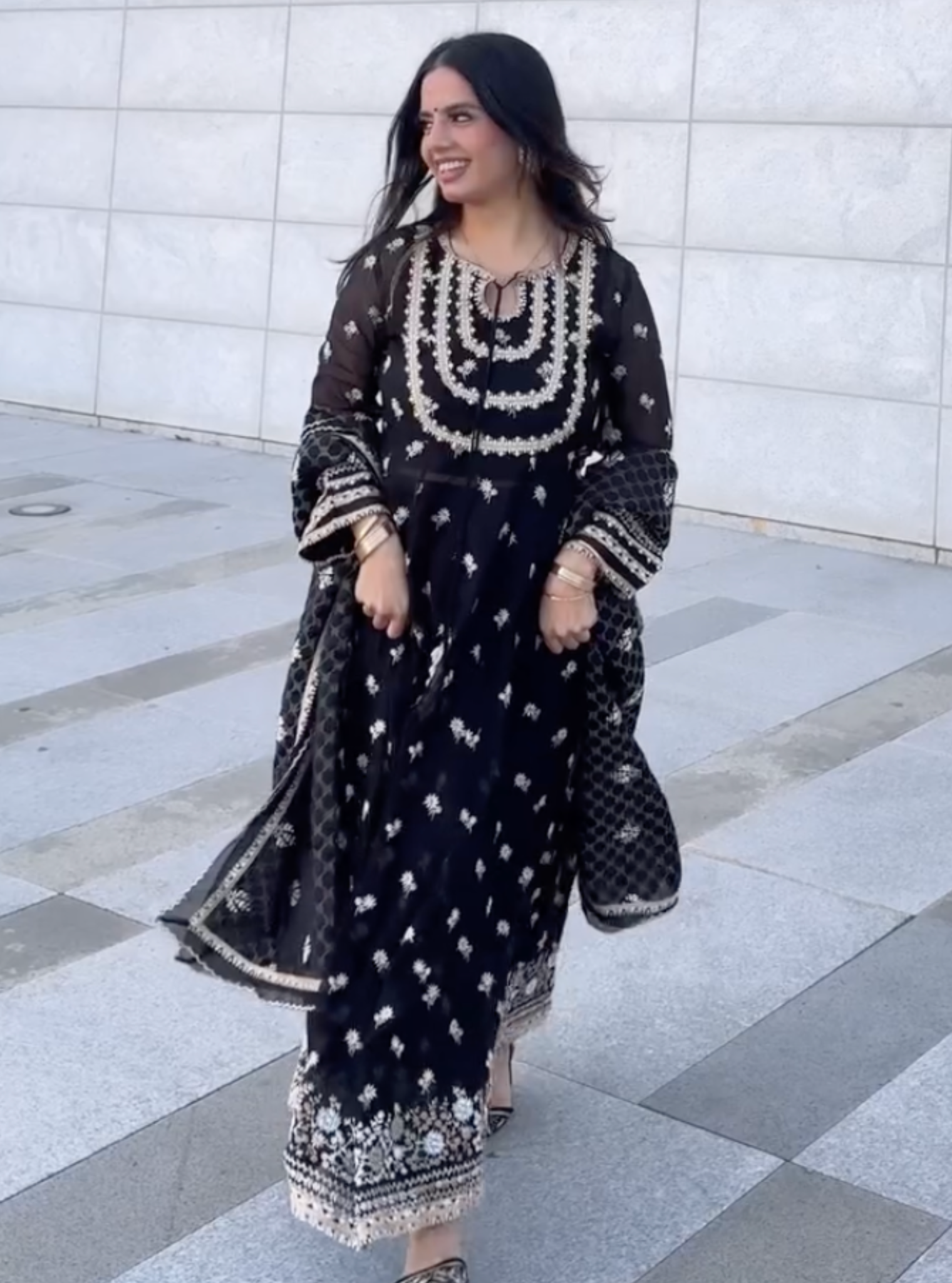 Mulmul Organza Sumalee Black Anarkali Kurta With Mulmul Pima Satin Sumalee Black Pant