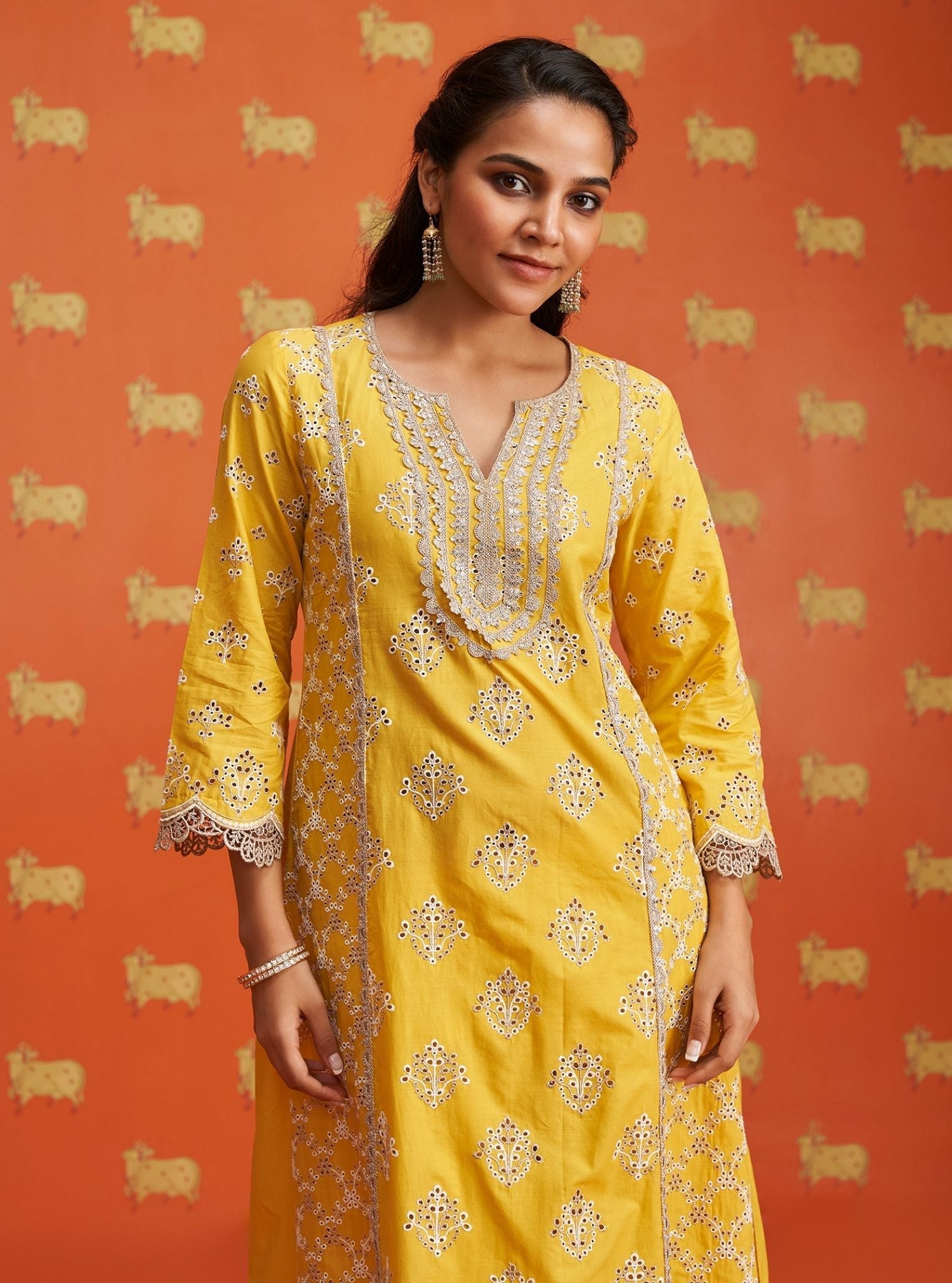 Mulmul Cotton Itsara Yellow Kurta With Mulmul Cotton Itsara Yellow Pant