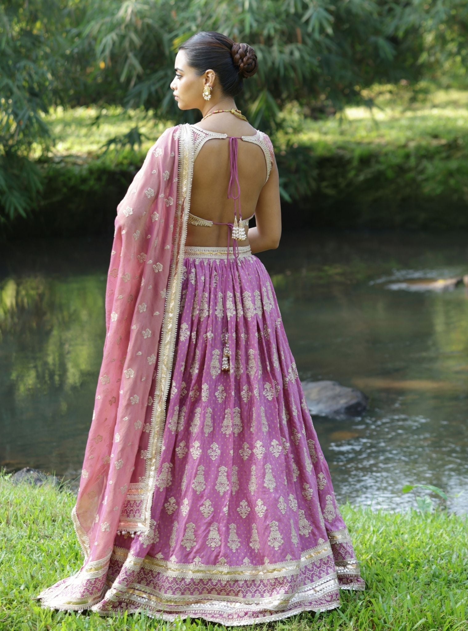 Mulmul Banarsi Rang Plum Lehenga