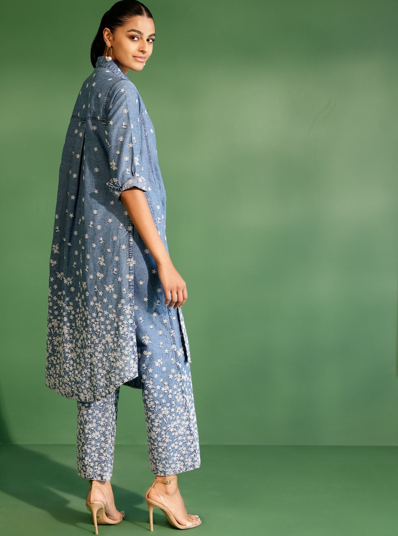 Mulmul Moor Denim Kurta With Mulmul Moor Denim Pant