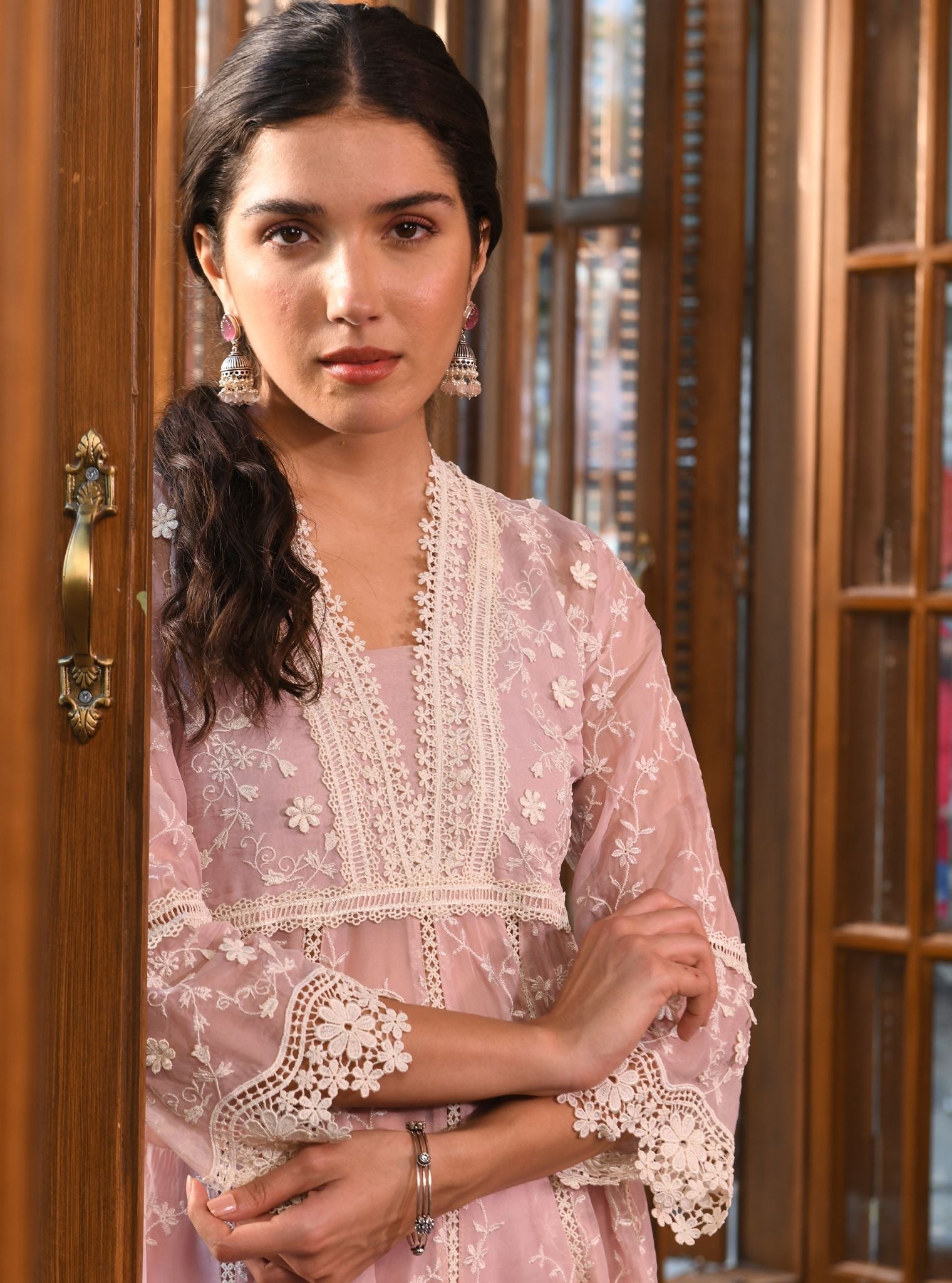 Mulmul Organza Capila Dusty Pink Kurta With Mulmul Cotton Capila Dusty Pink Pant