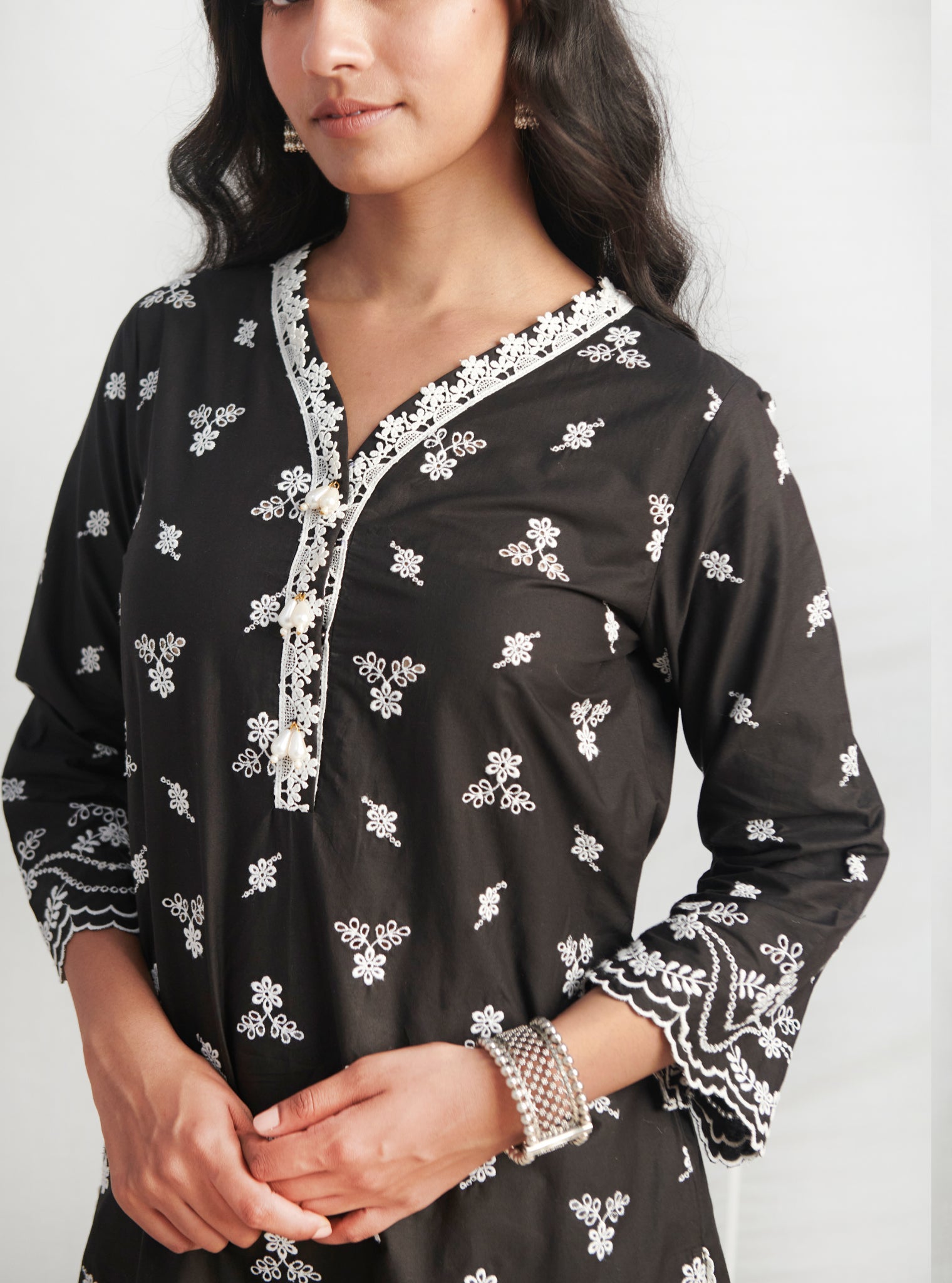 Mulmul Cotton Satari Black Kurta With Mulmul Cotton Satari White Pant