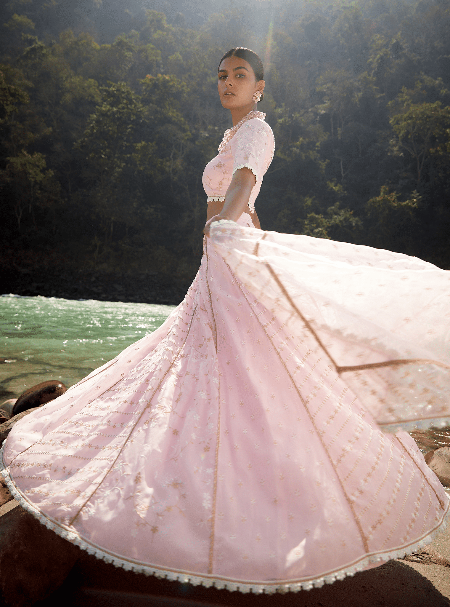 Mulmul Keylong Pink Organza Lehenga