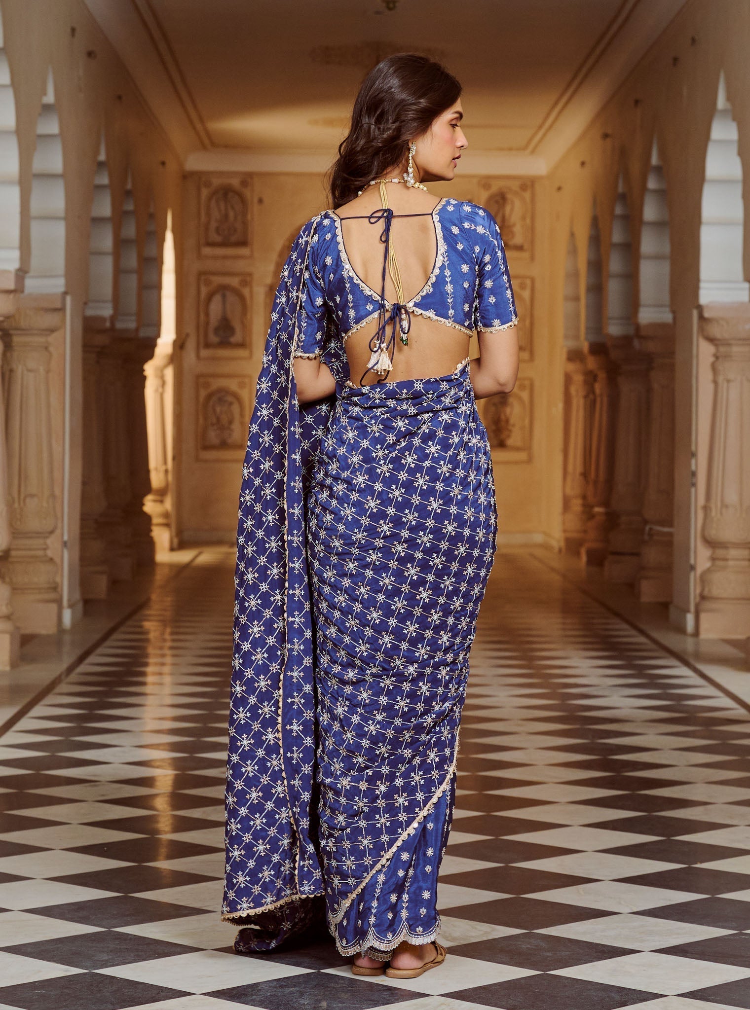 Mulmul Crepe Banni Navy Saree