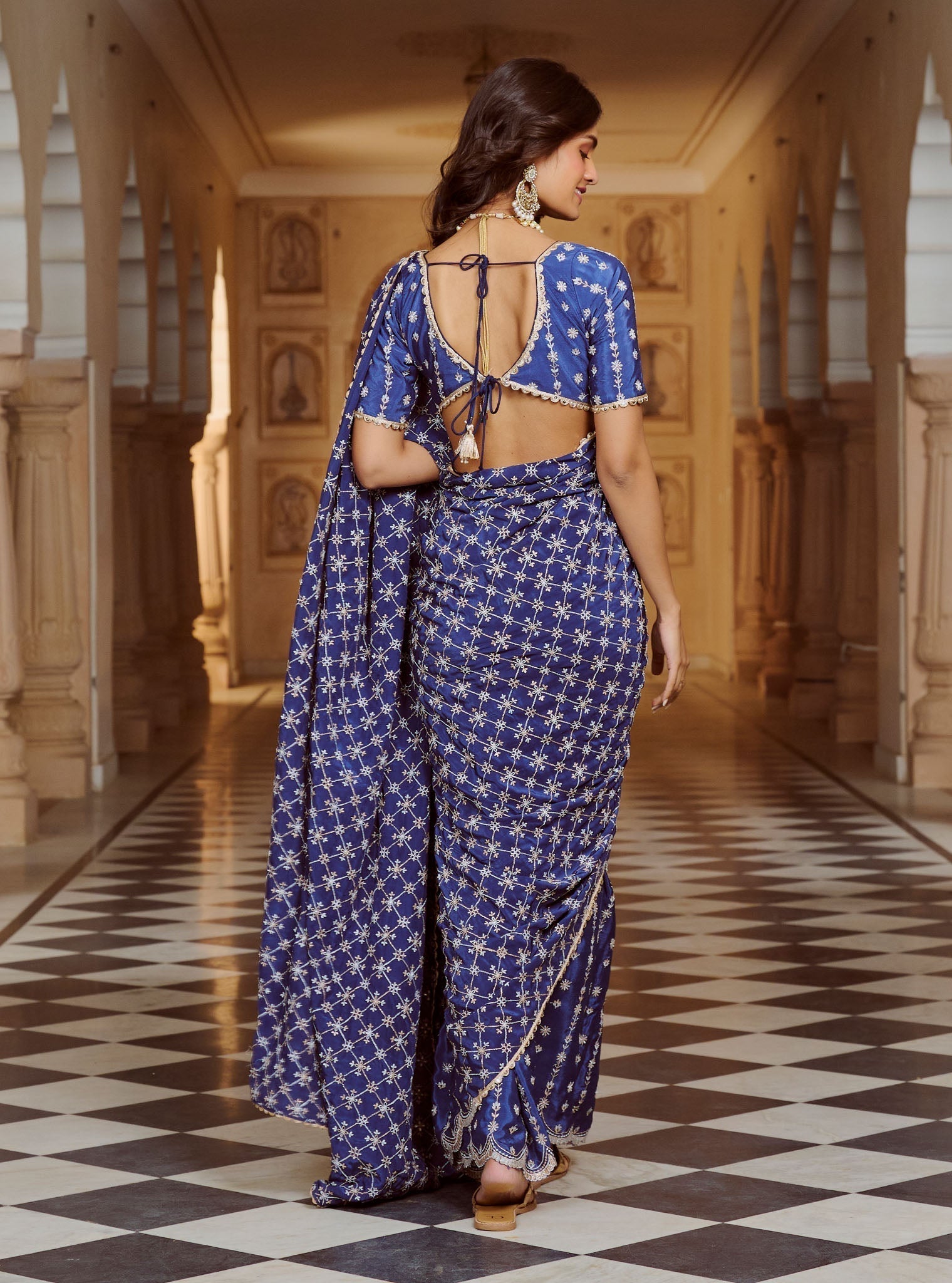 Mulmul Crepe Banni Navy Saree