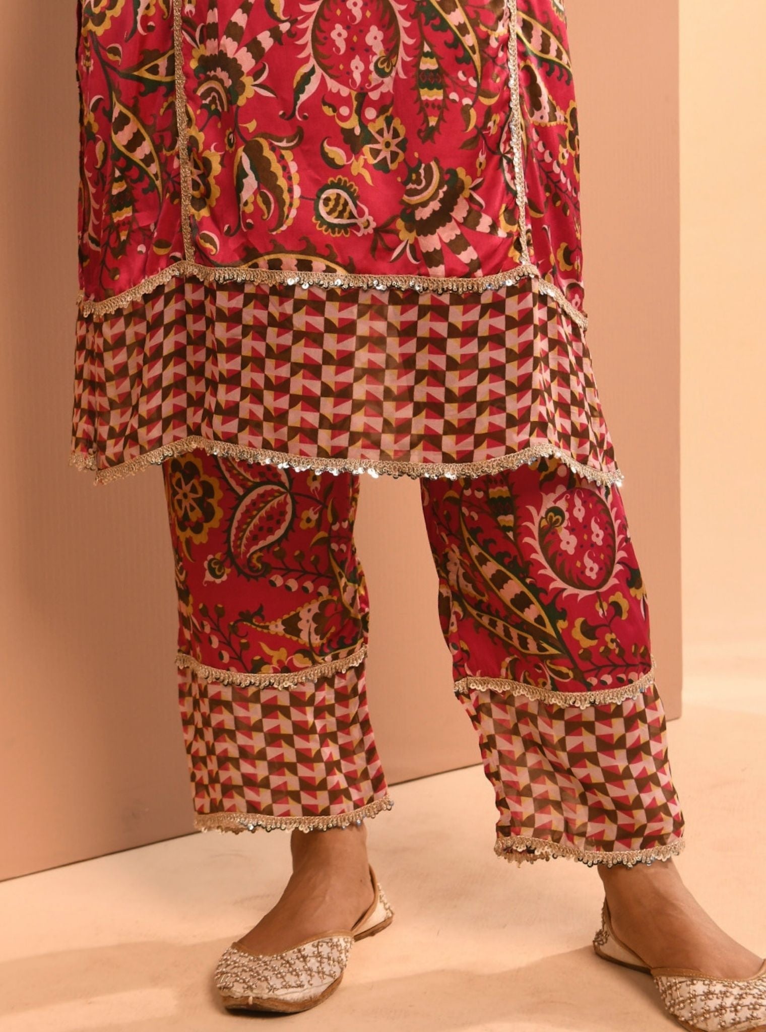 Mulmul Cupro Selah Fuchsia Kurta With Mulmul Selah Fuchsia Pant