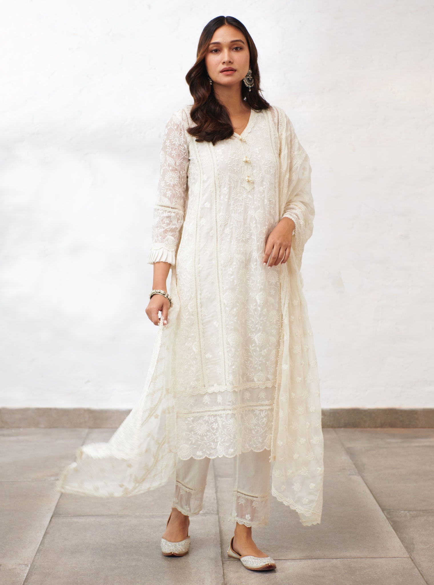 Mulmul Organza Dorset Off White Kurta With Cotton Dorset Off White Pant