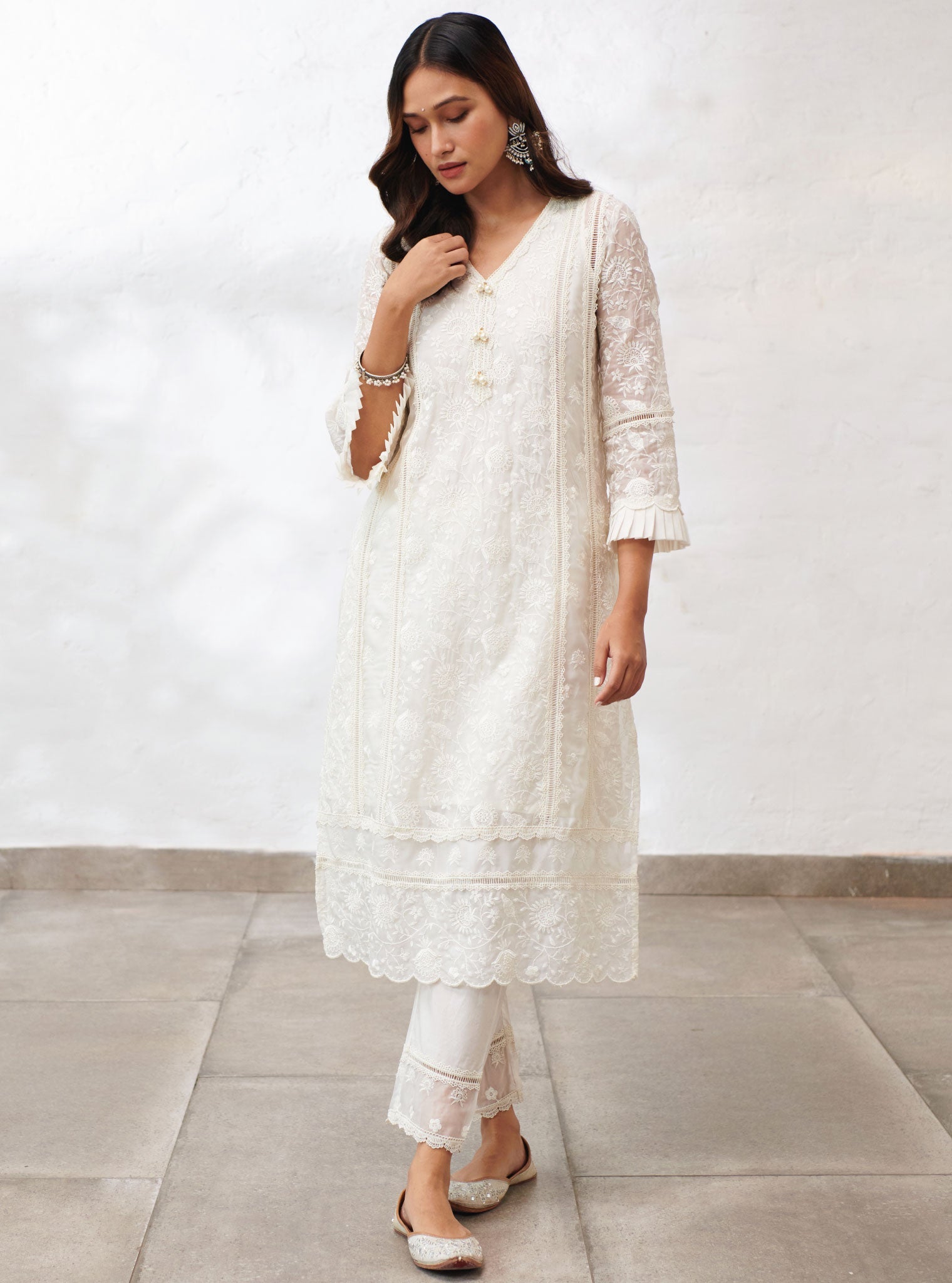 Mulmul Organza Dorset Off White Kurta With Cotton Dorset Off White Pant