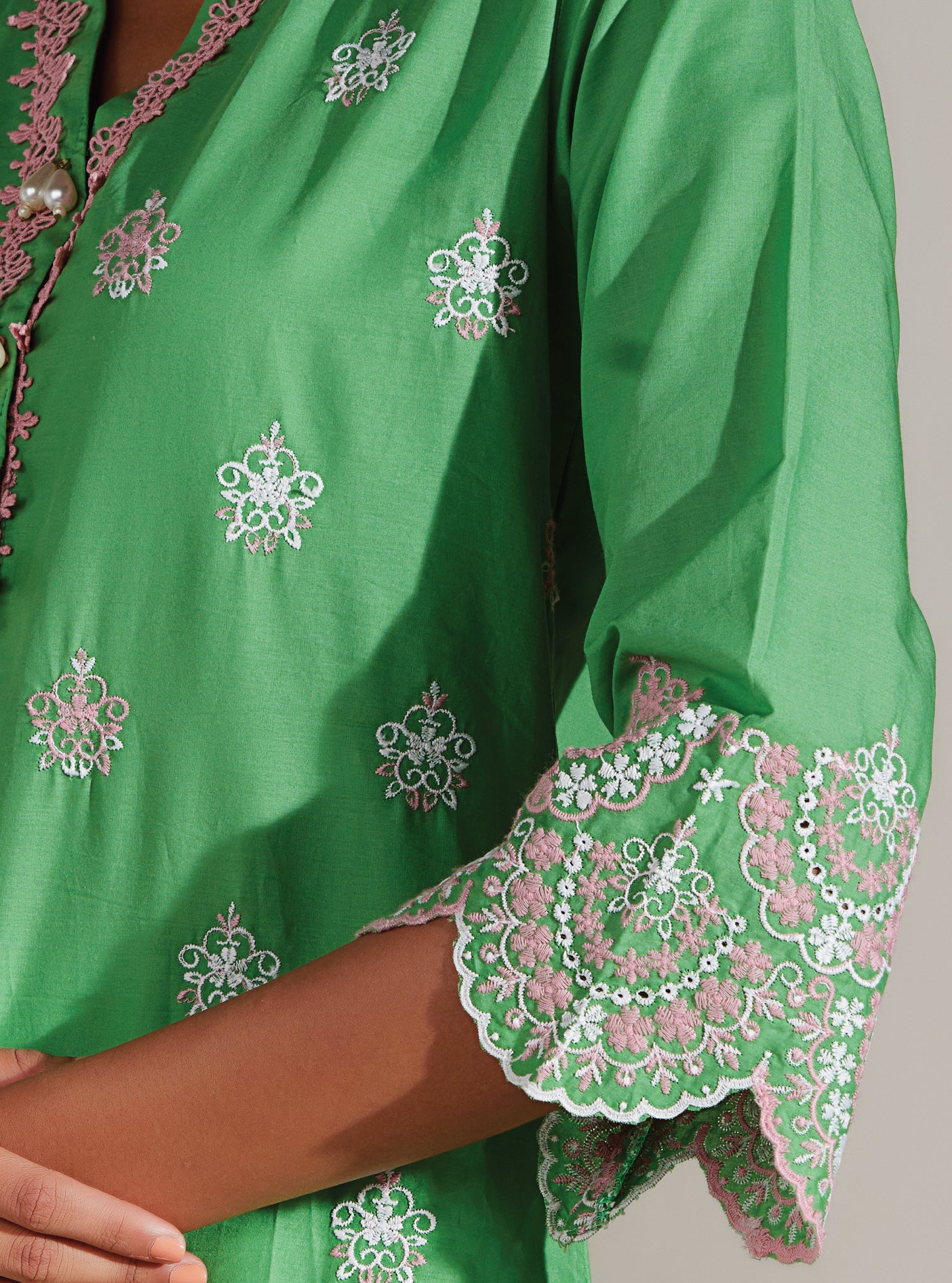 Mulmul Cotton Aviana Green Kurta With Aviana Green Pant