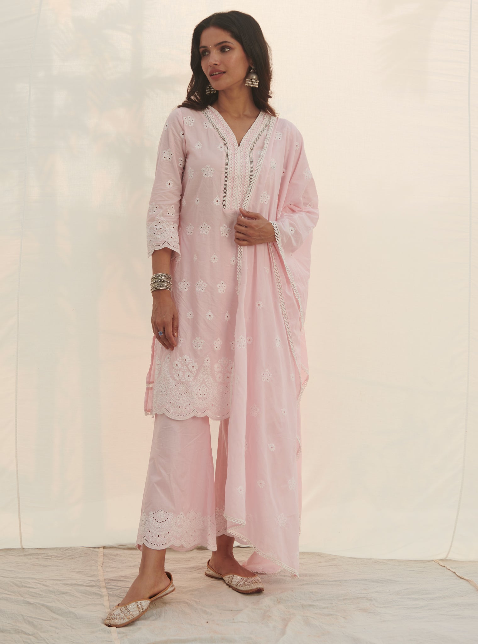 Mulmul Cotton Calvim Pink Kurta With Mulmul Cotton Calvim Pink Pant