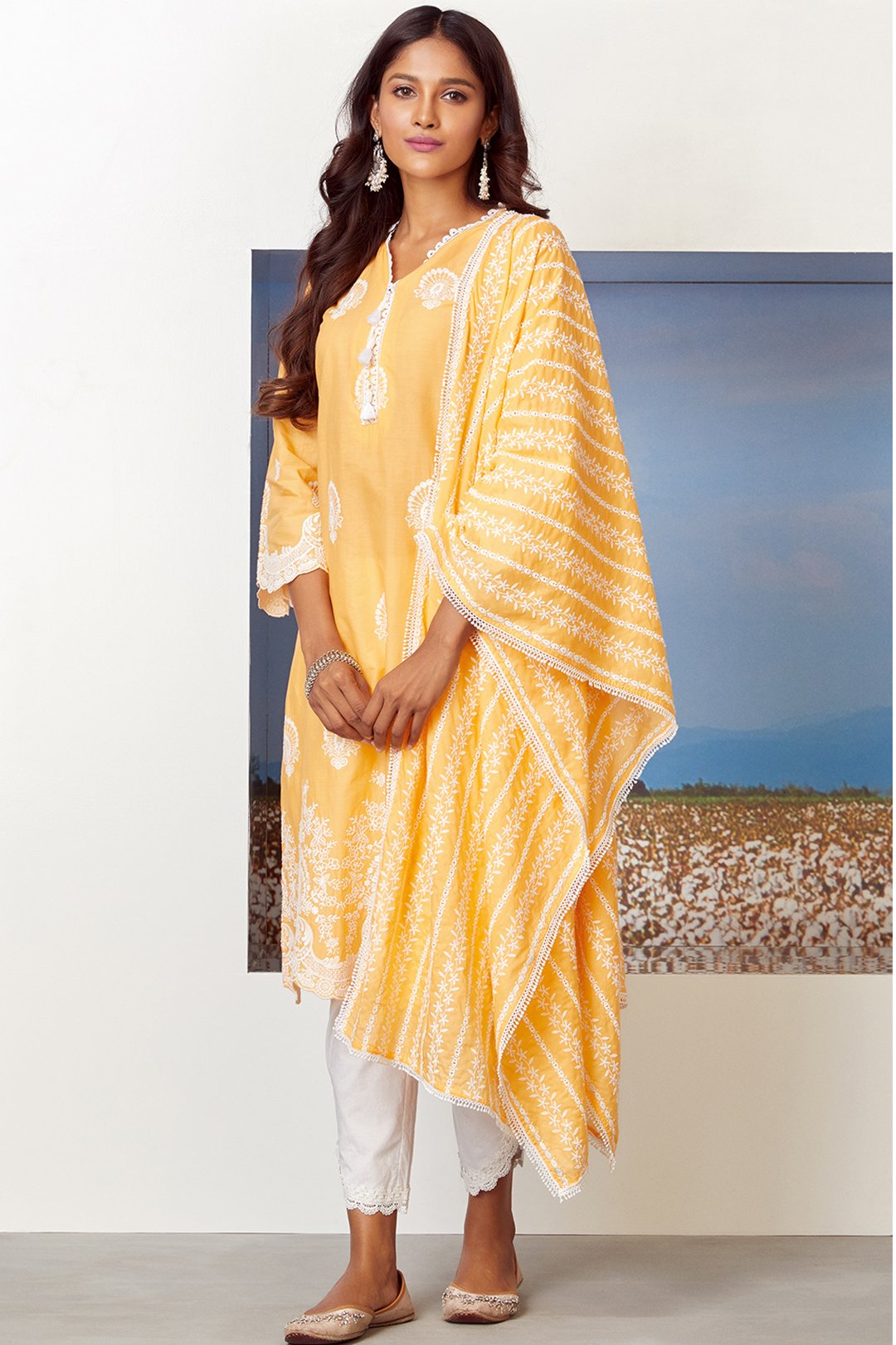 Mulmul Cotton DreamScape Kurta With Rounded Hem Pant