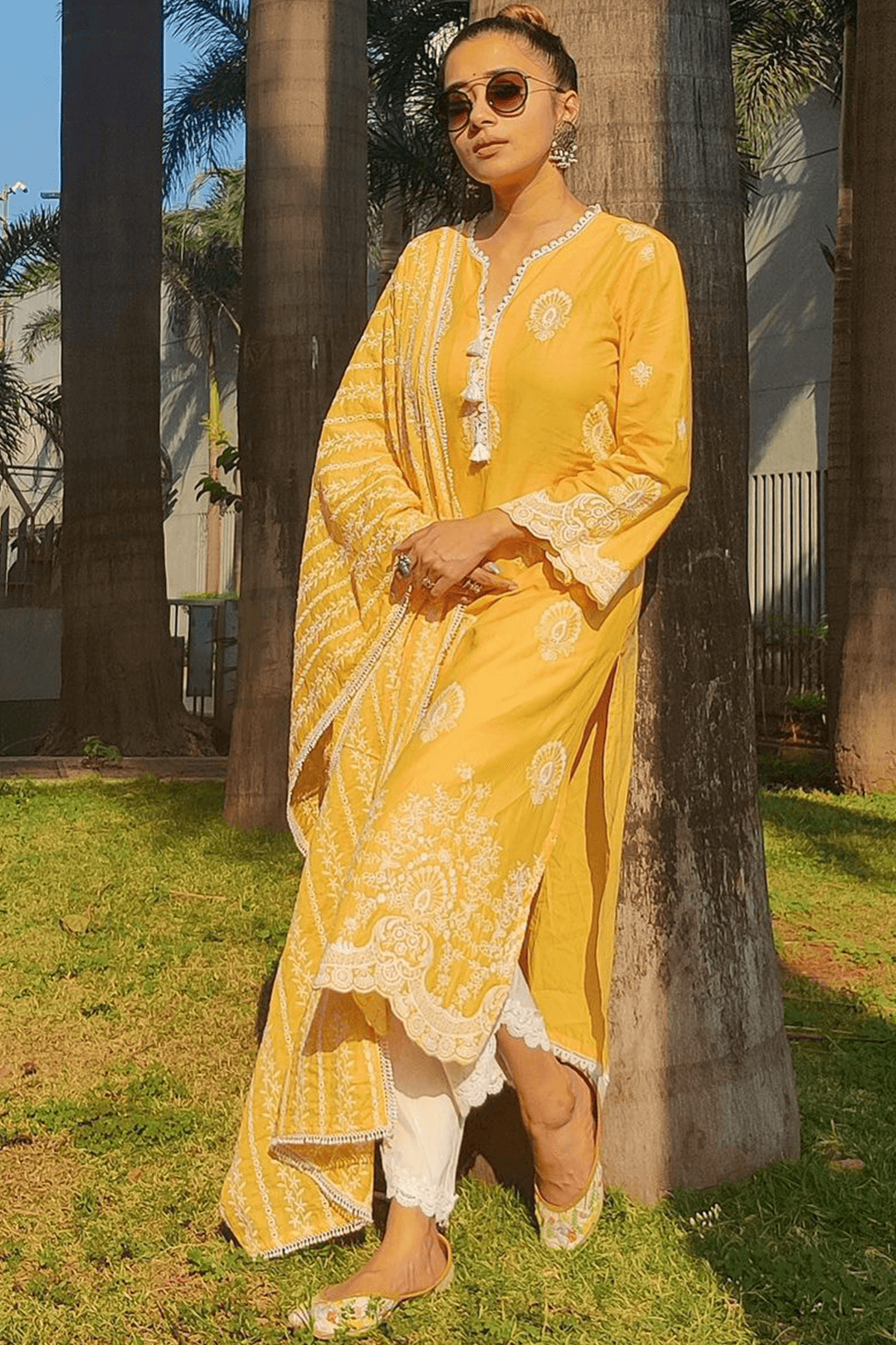 Mulmul Cotton DreamScape Kurta With Rounded Hem Pant