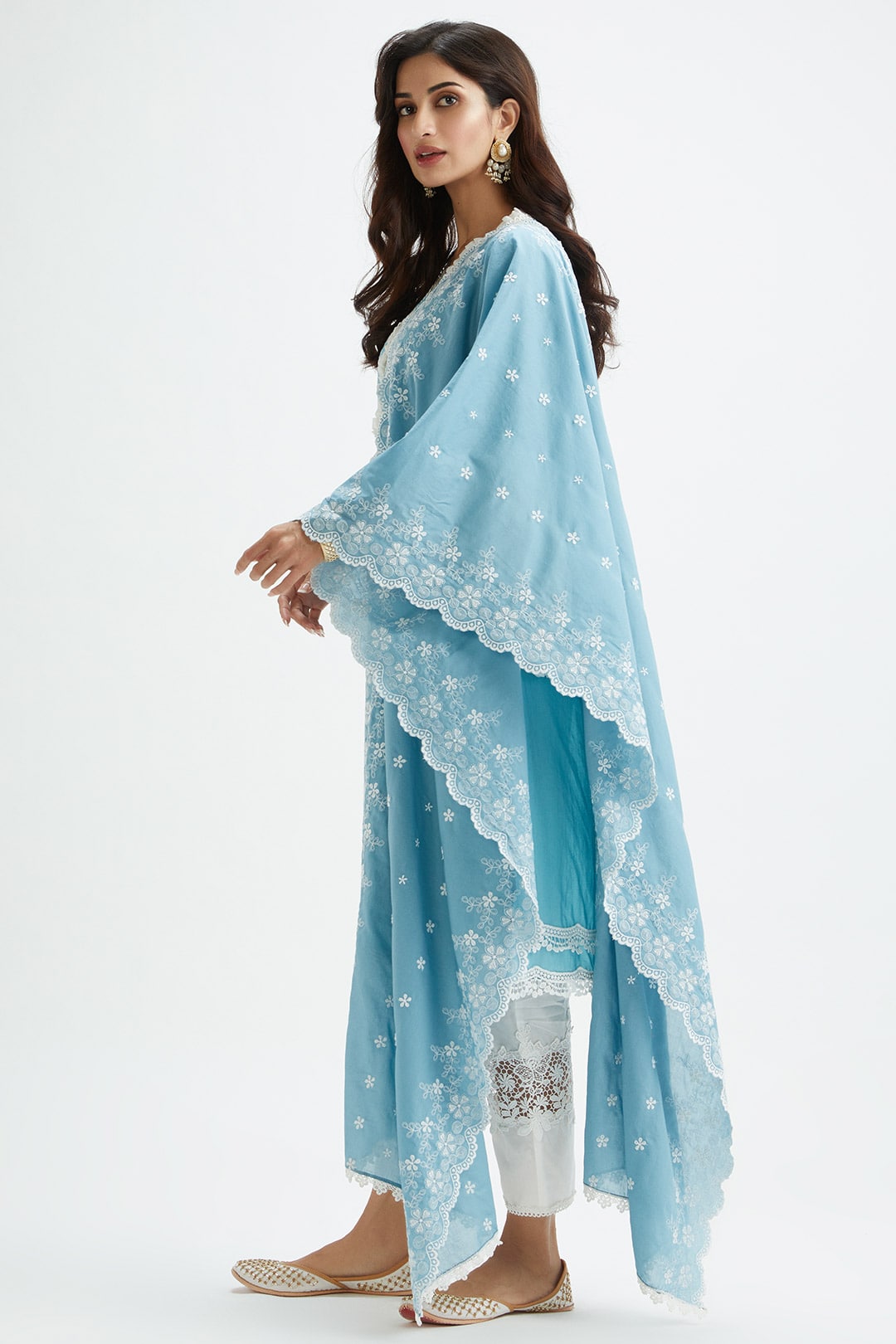 Mulmul Cotton Dunlin Blue Kurta With Broad Lace Insert White Pyajama