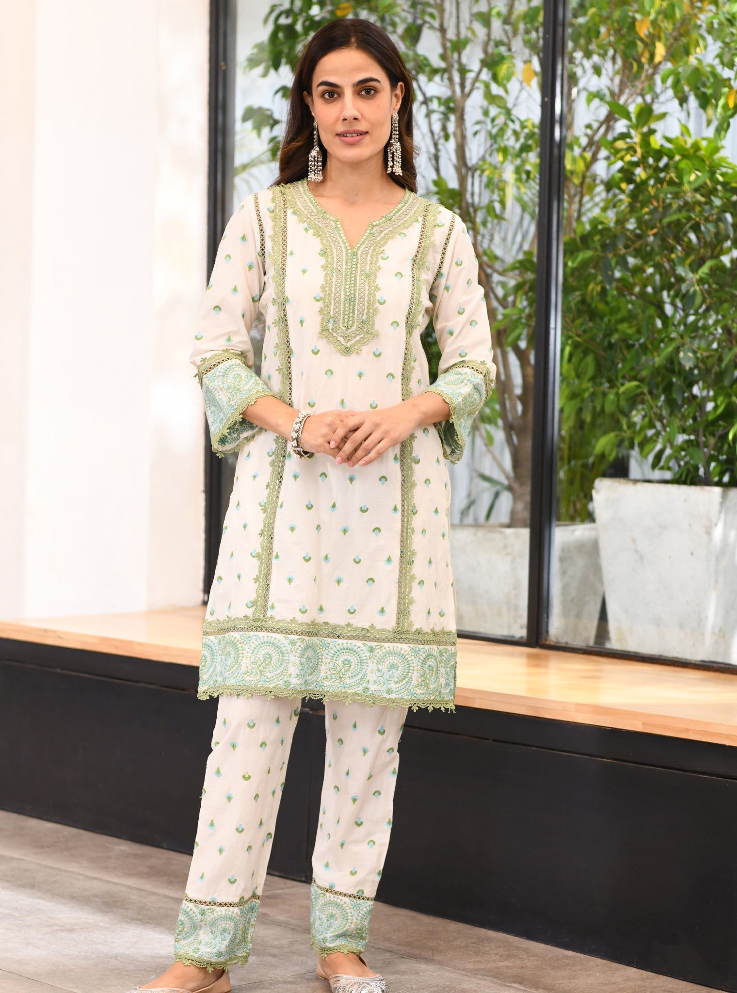 Mulmul Cotton Elsie Off White Kurta With Elsie Off White Pant