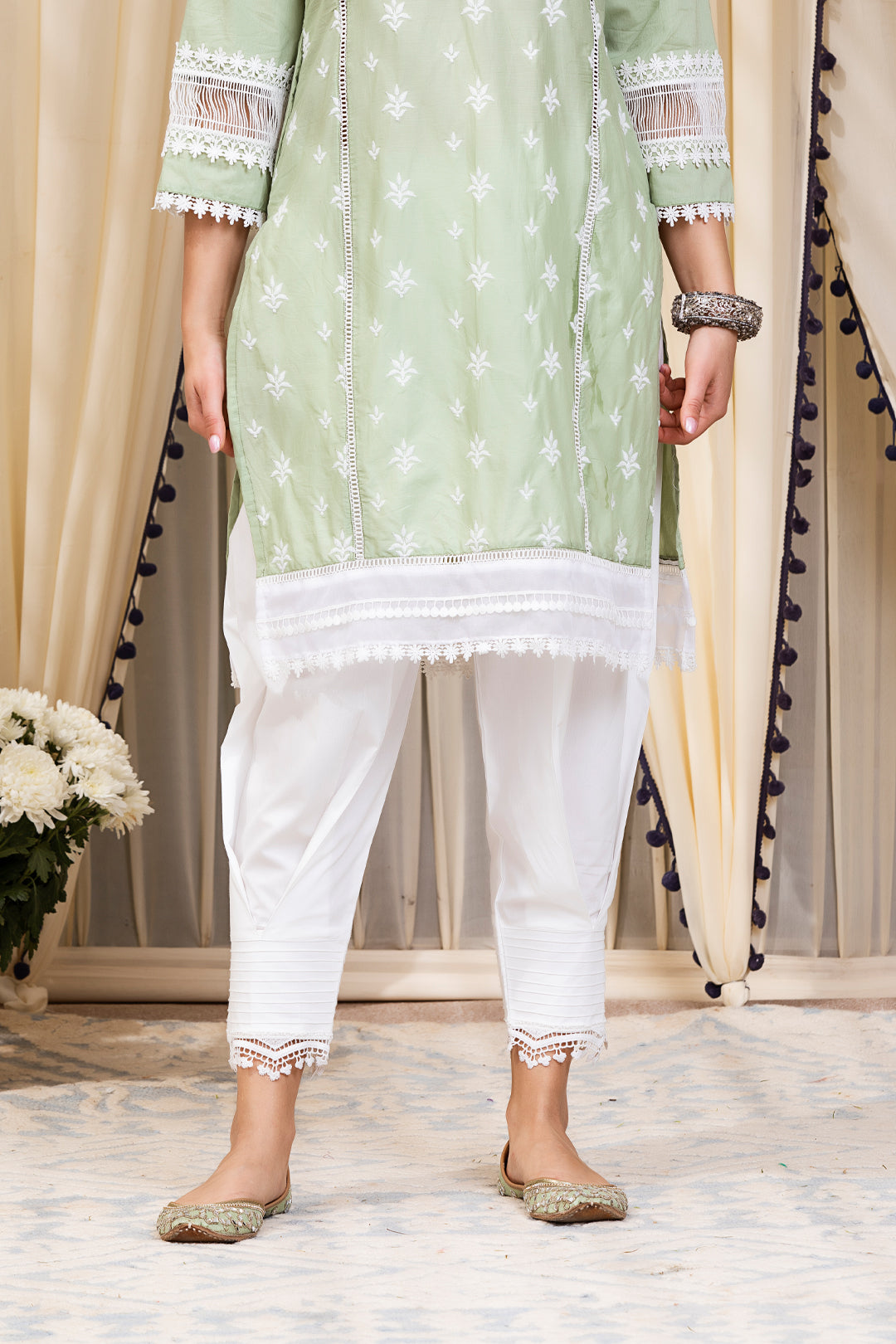 Mulmul Cotton Sandra Kurta With Front Pleated Pyajama